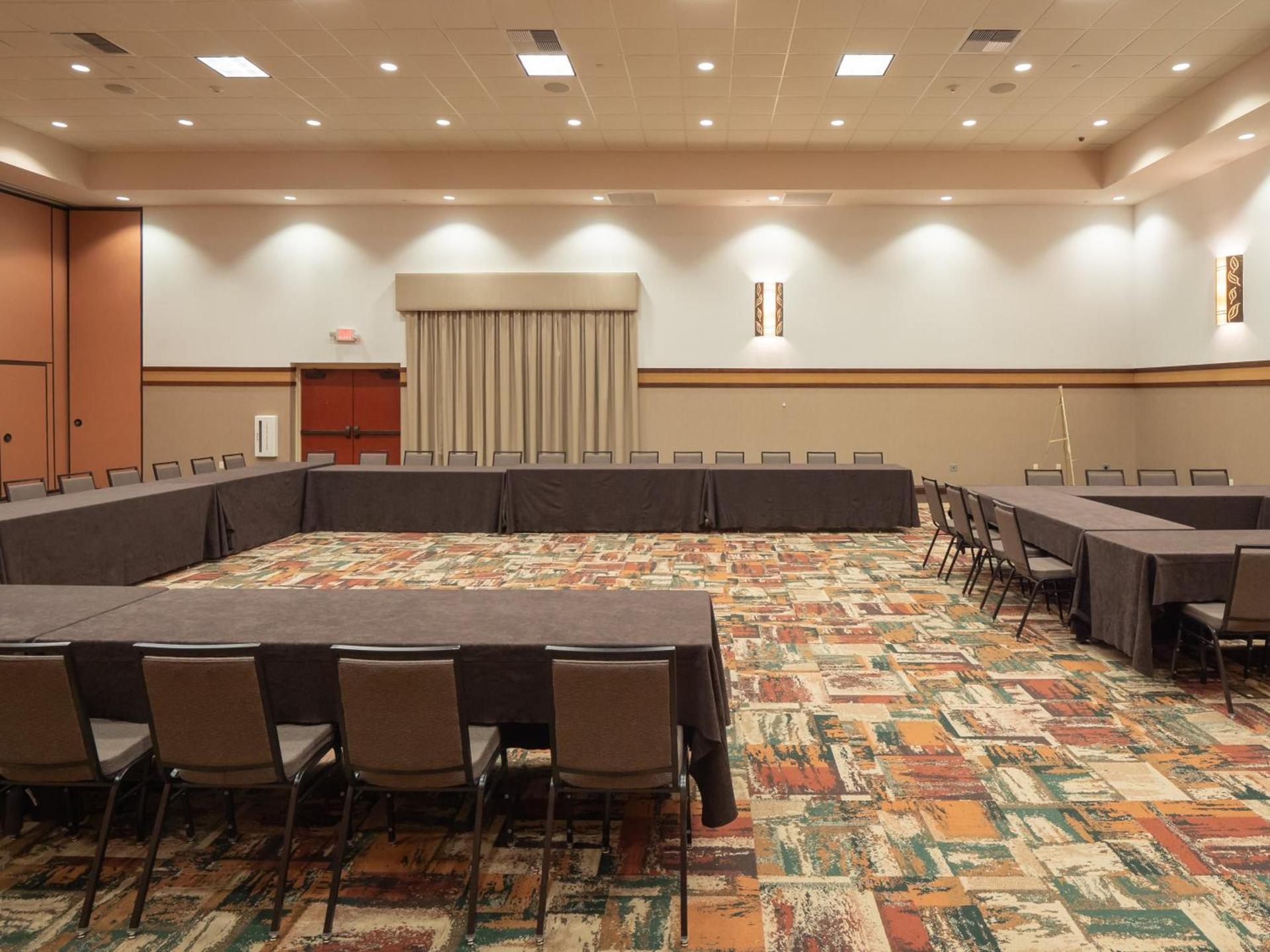 Holiday Inn Stevens Point - Convention Center by IHG photo 40