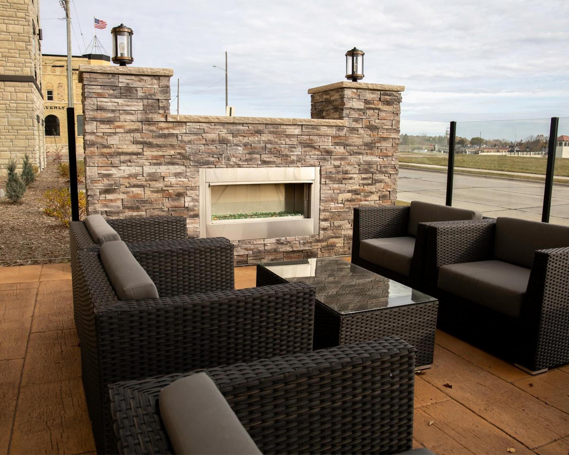 Cobblestone Hotel & Suites - Two Rivers photo 23