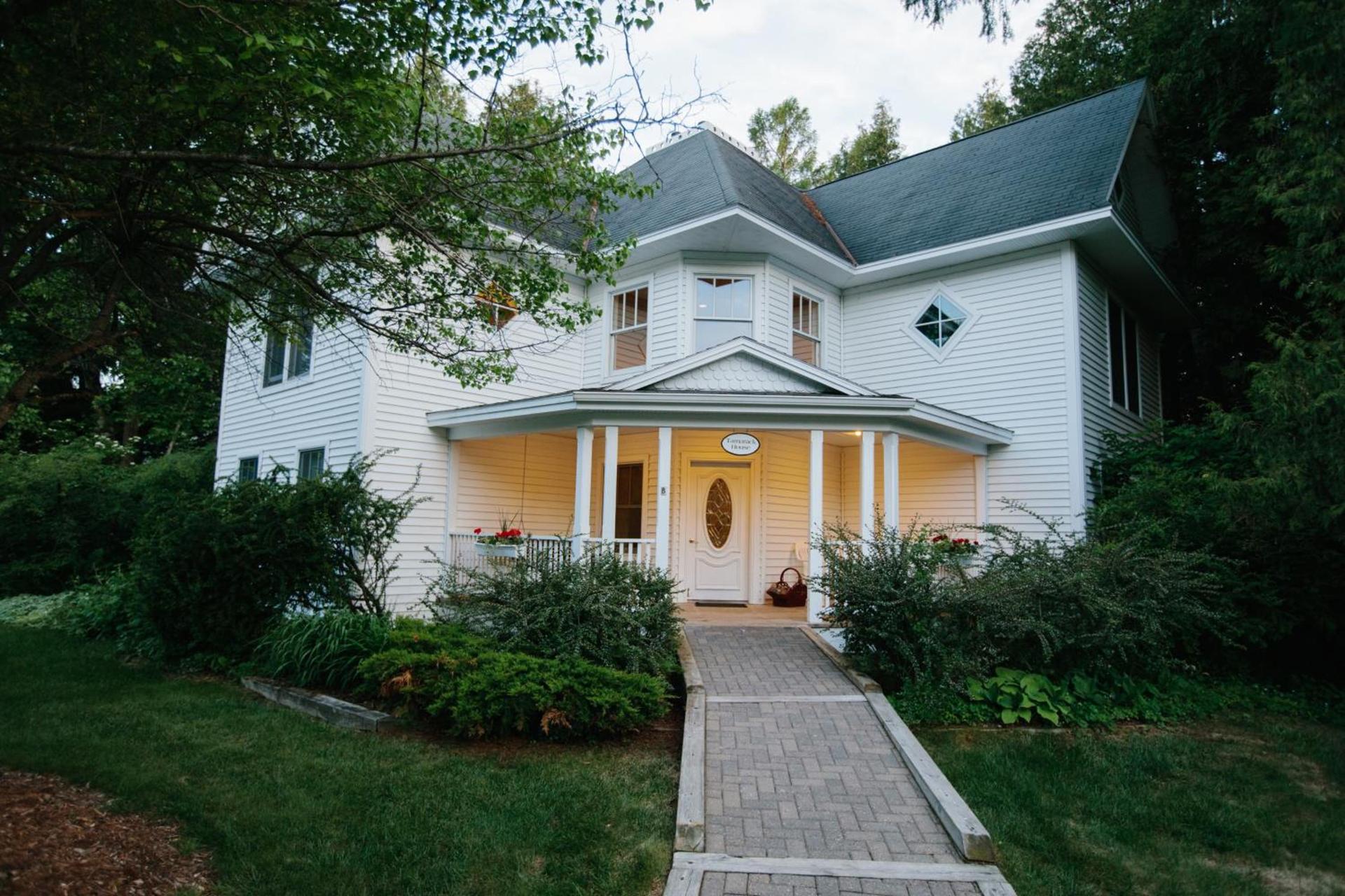 Eagle Harbor Inn photo 32