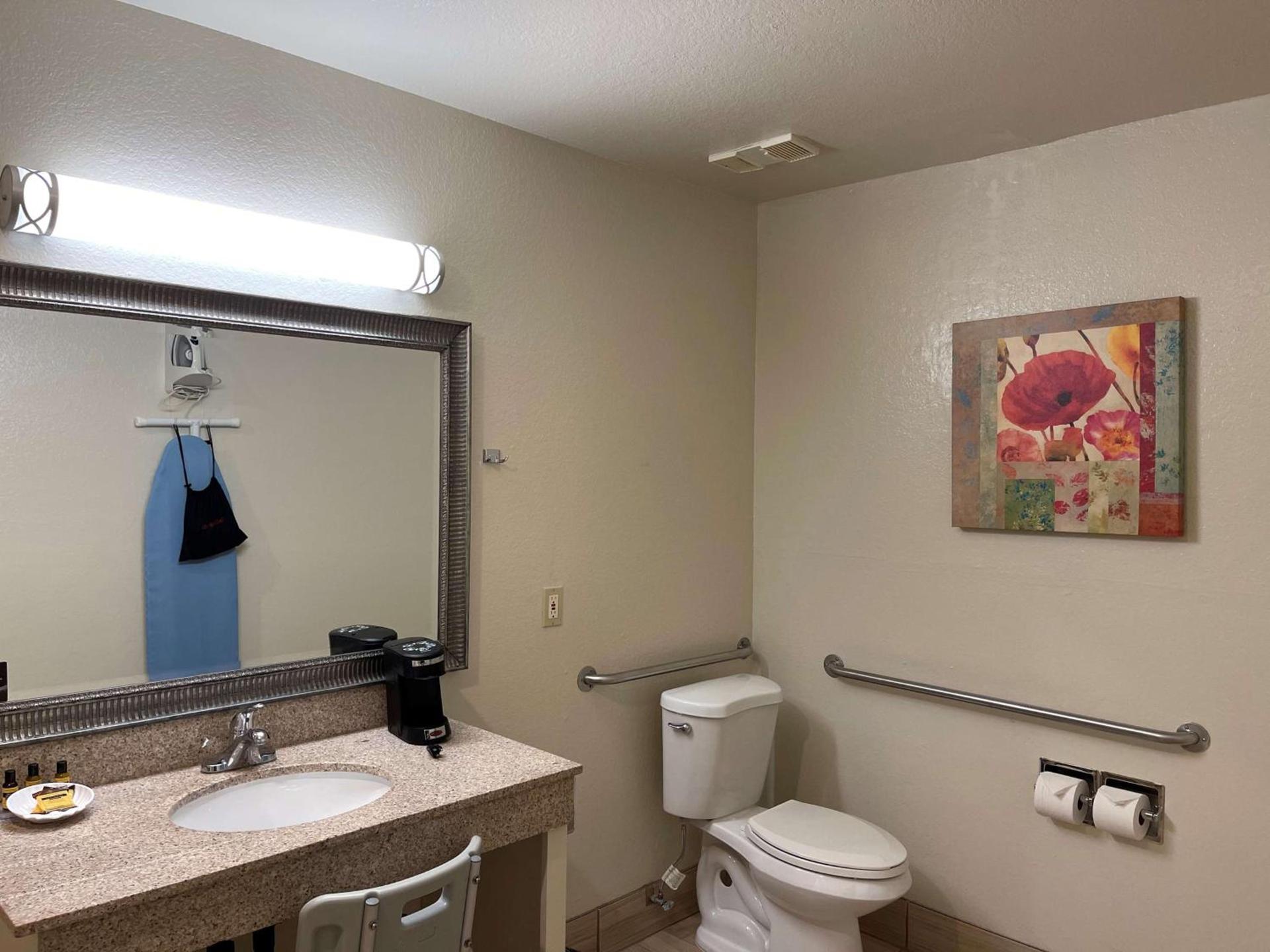 Best Western Plus Pleasanton Inn photo 20