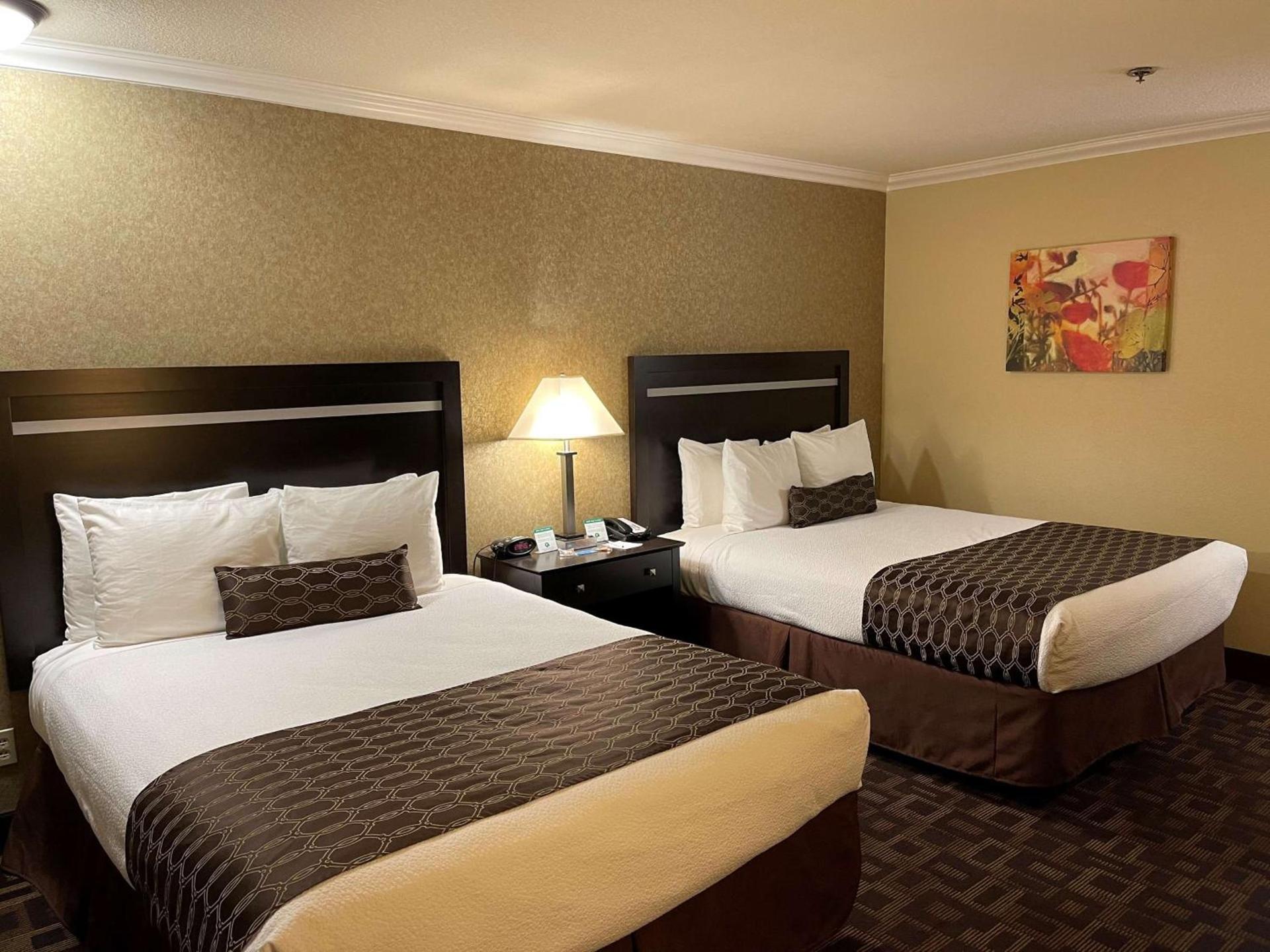 Best Western Plus Pleasanton Inn photo 15