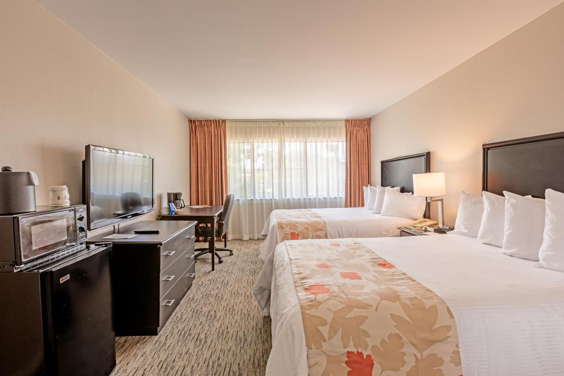 Value Suites Extended Stay - Arlington photo 7