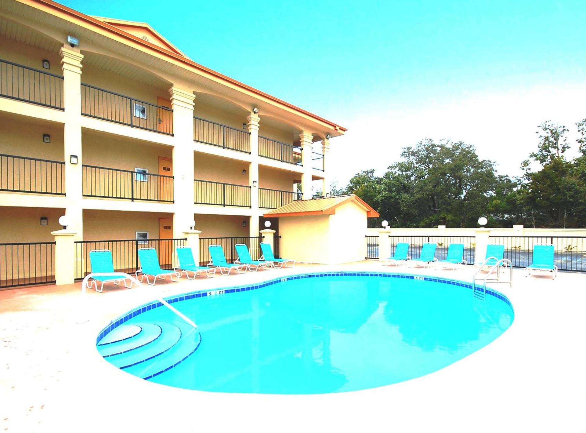 Fairway Inn photo 6