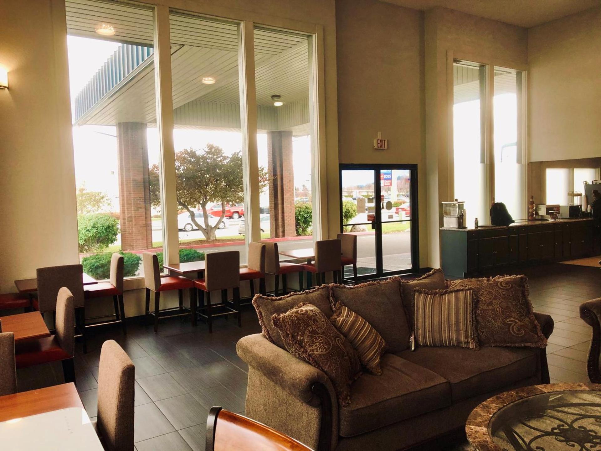 Ramada by Wyndham Spokane Valley photo 22
