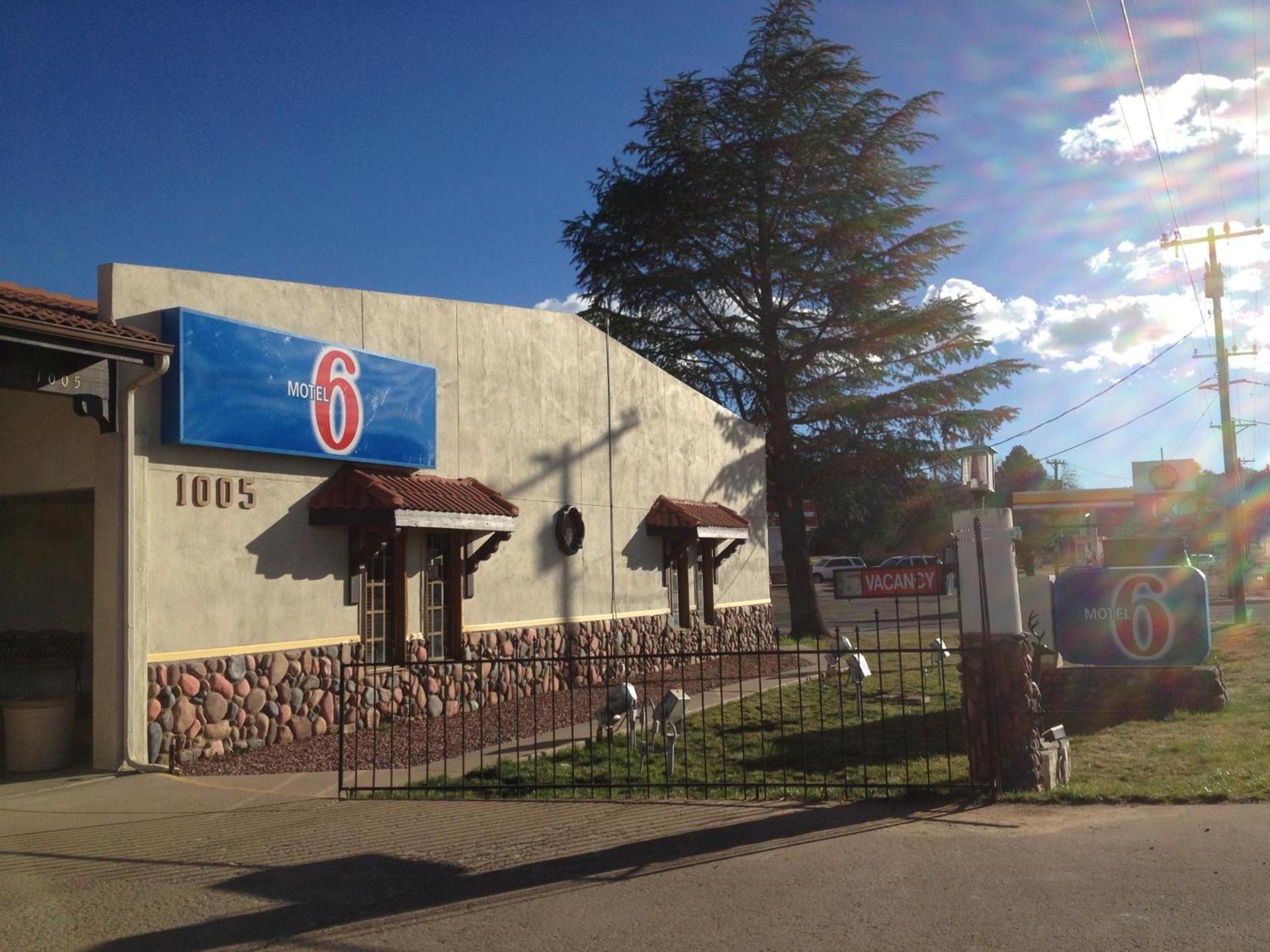 Days Inn by Wyndham Payson photo 38