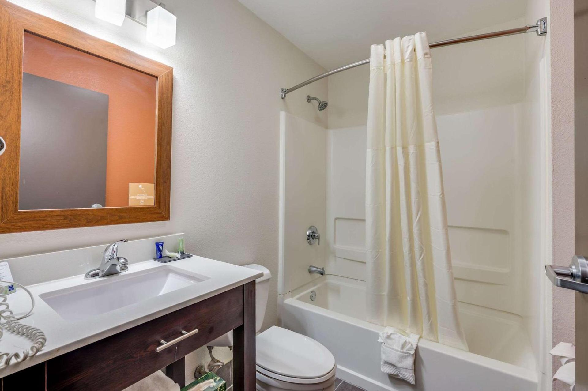 Sleep Inn & Suites Decatur West photo 17