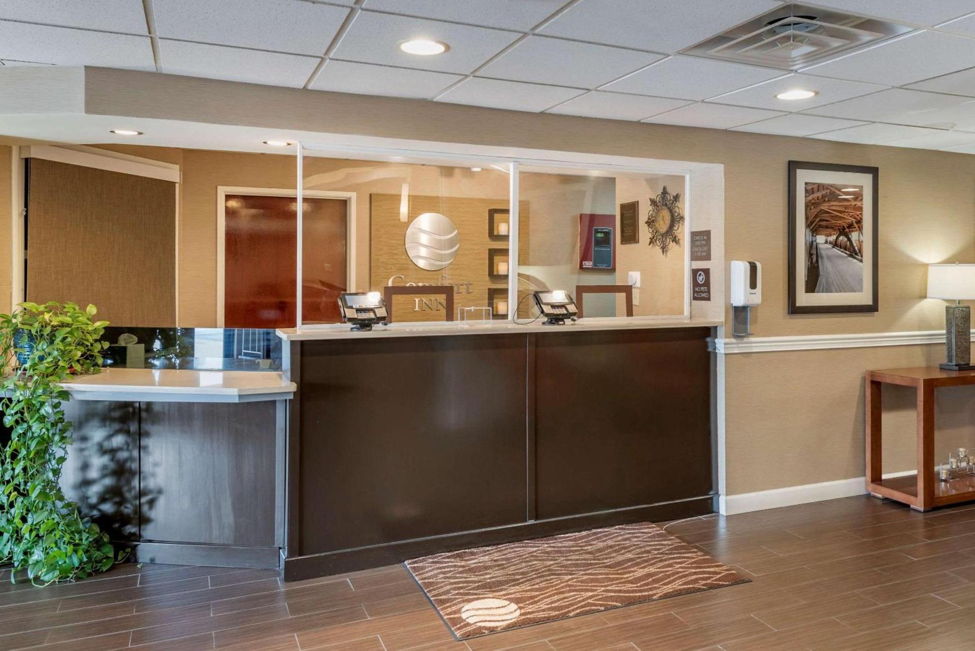 Comfort Inn Madison near Clifty Falls photo 9