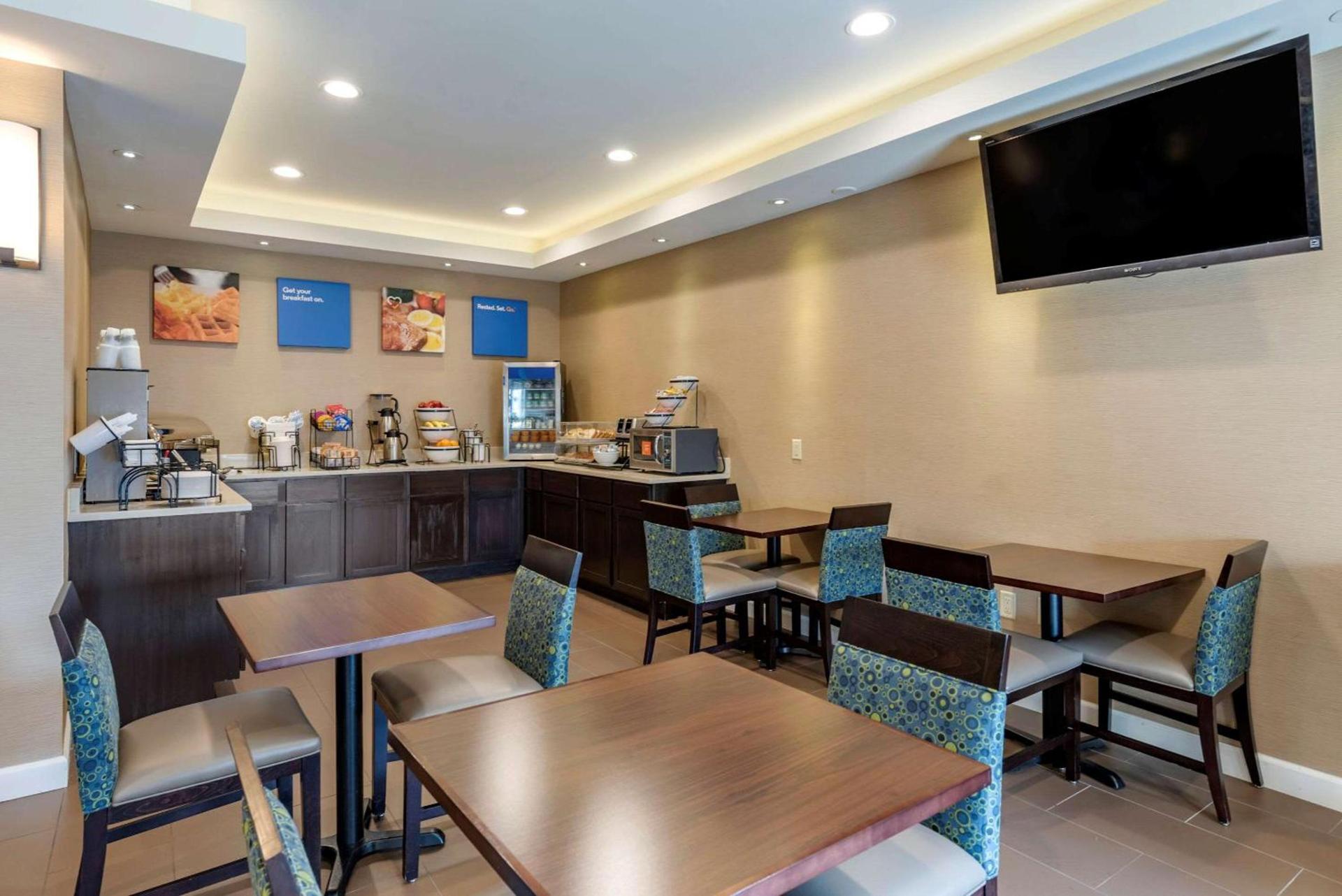 Comfort Inn Madison near Clifty Falls photo 40