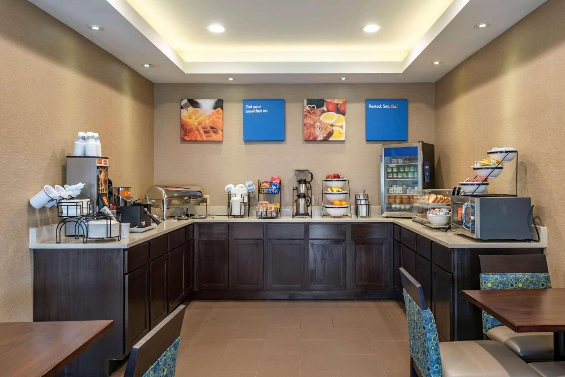 Comfort Inn Madison near Clifty Falls photo 41
