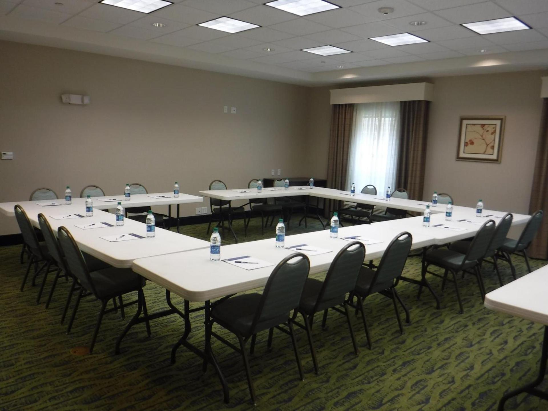 Holiday Inn Express West Jefferson by IHG photo 37