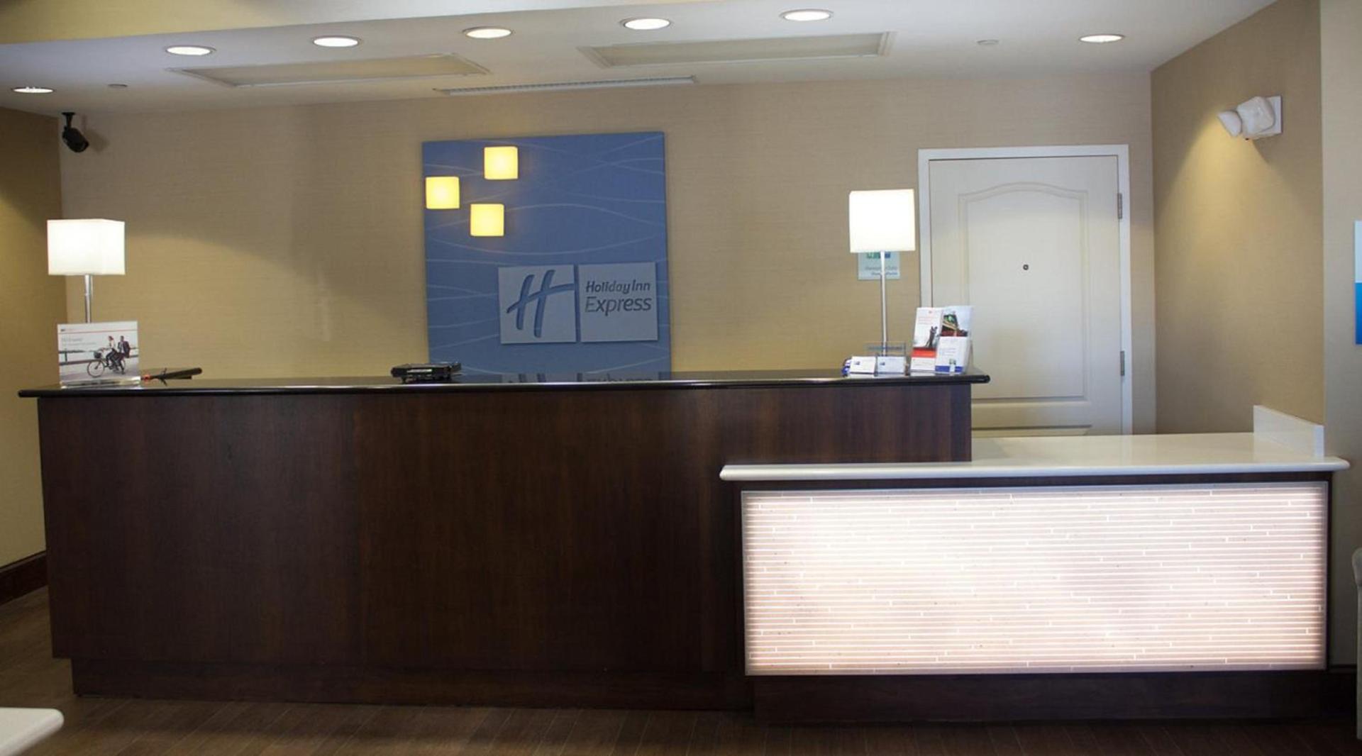 Holiday Inn Express West Jefferson by IHG photo 13