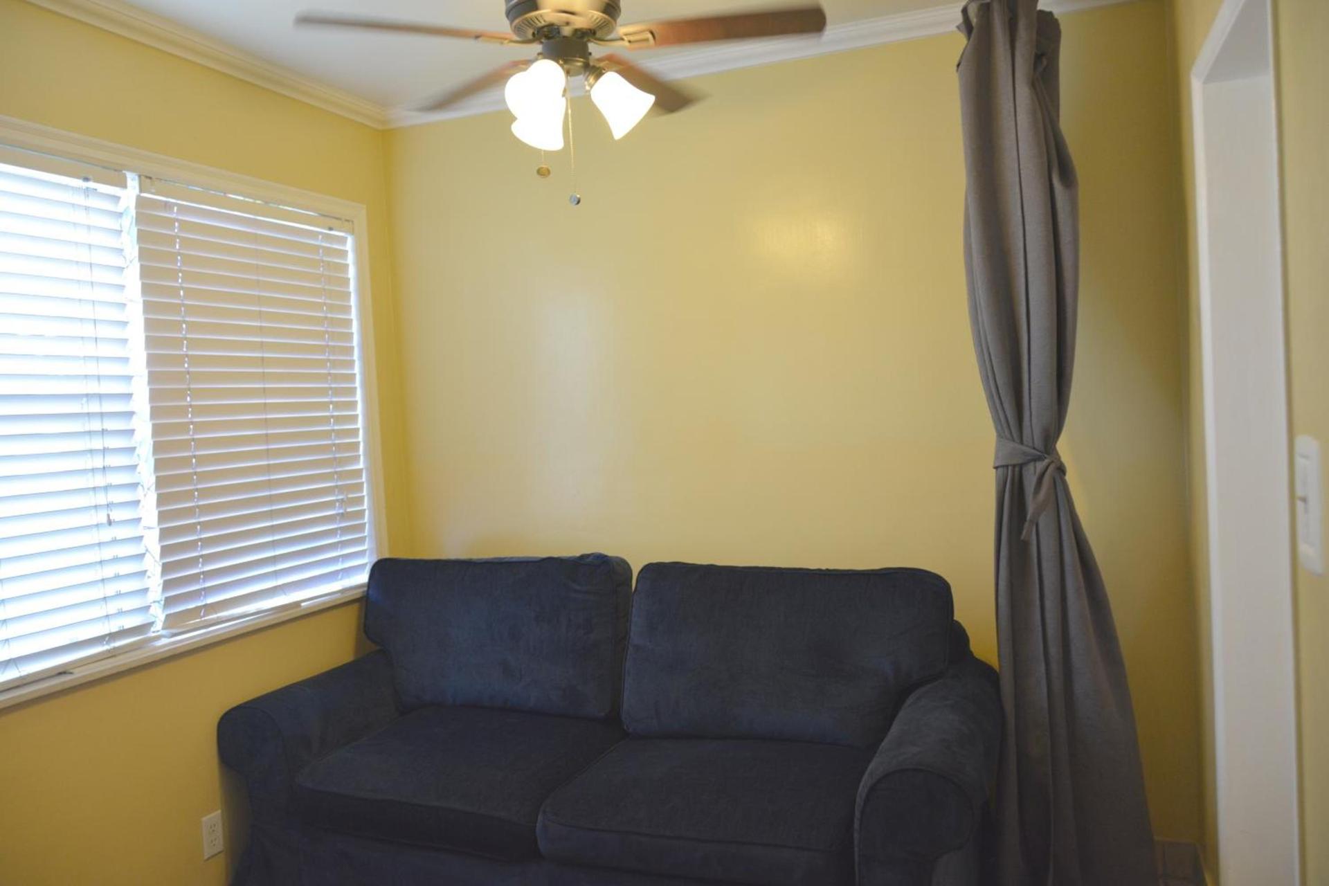 Oasis Inn and Suites photo 12