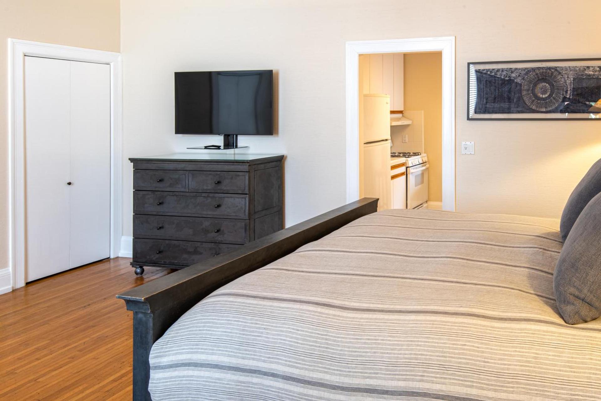 Harbor House Inn photo 12