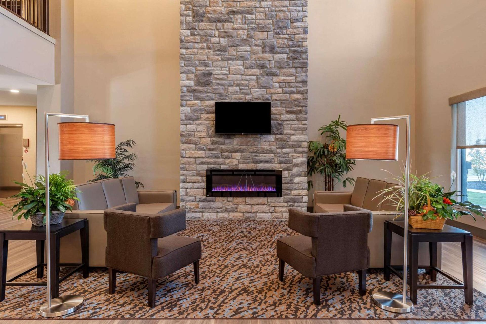 MainStay Suites Newberry - Crane photo 4