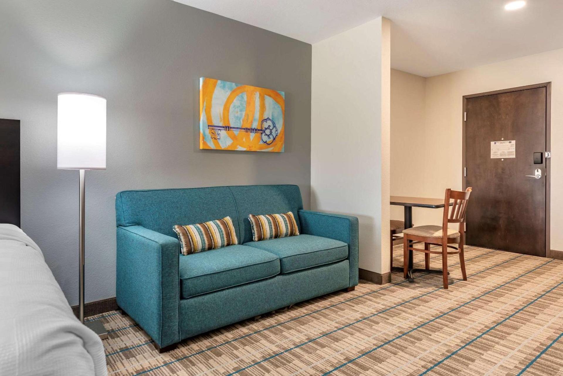 MainStay Suites Newberry - Crane photo 17