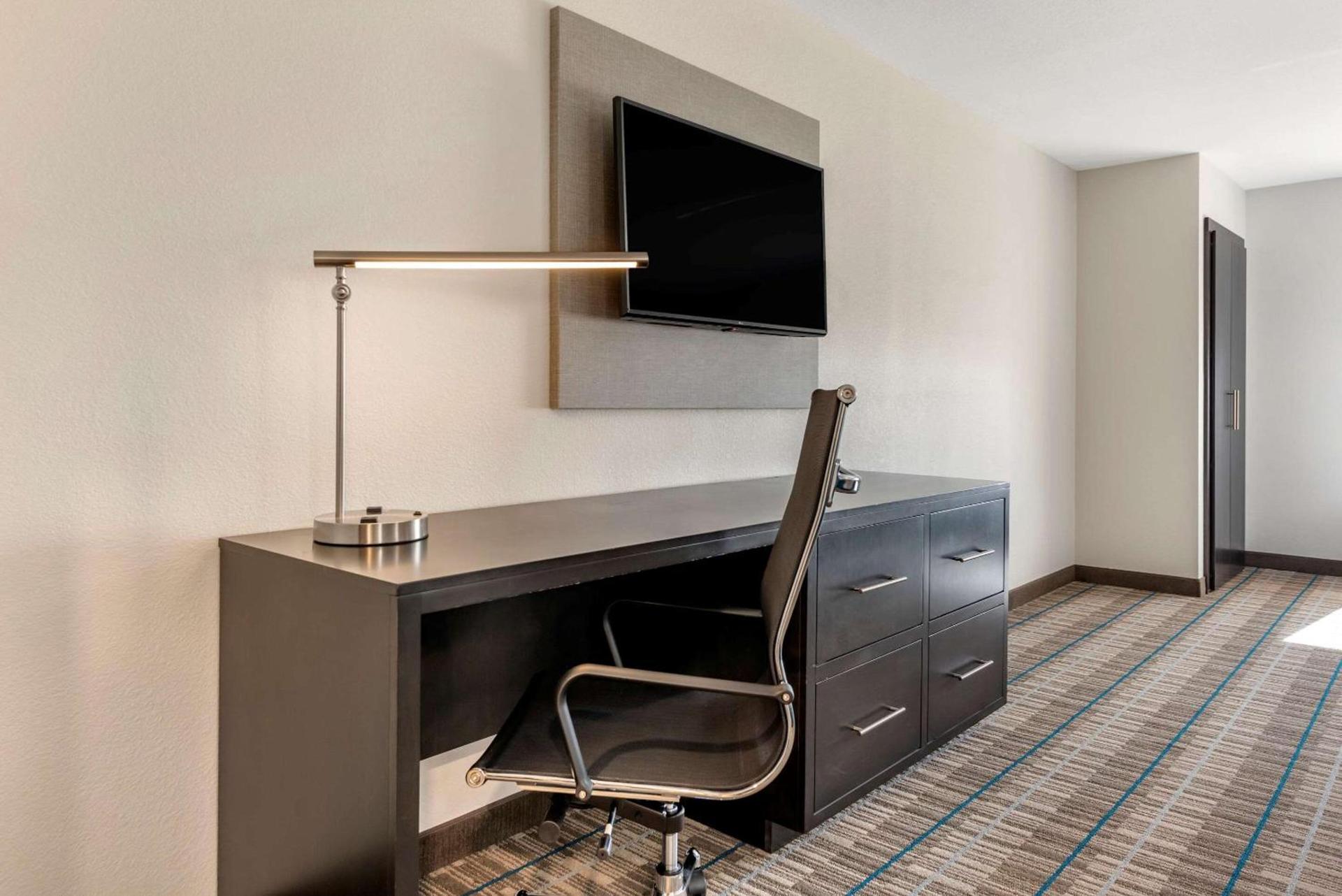 MainStay Suites Newberry - Crane photo 22