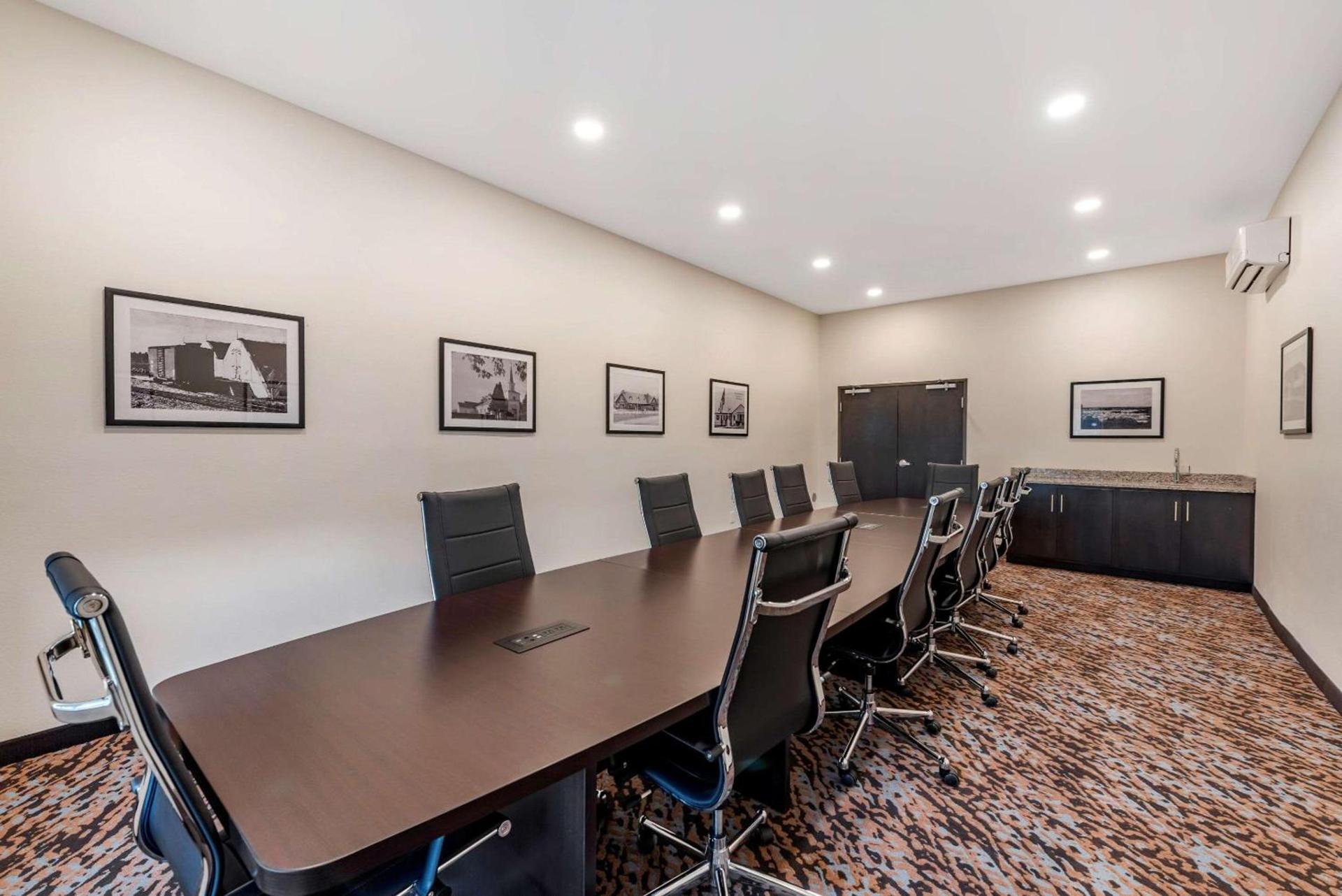MainStay Suites Newberry - Crane photo 29