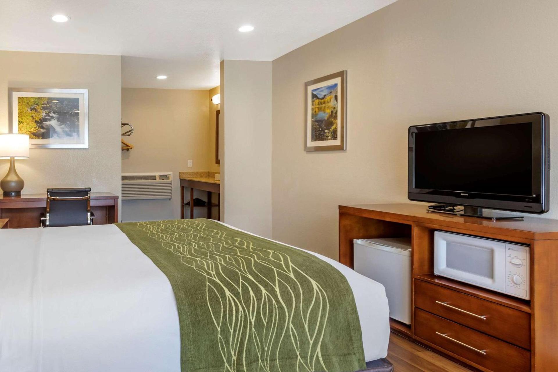 Comfort Inn Bishop photo 17