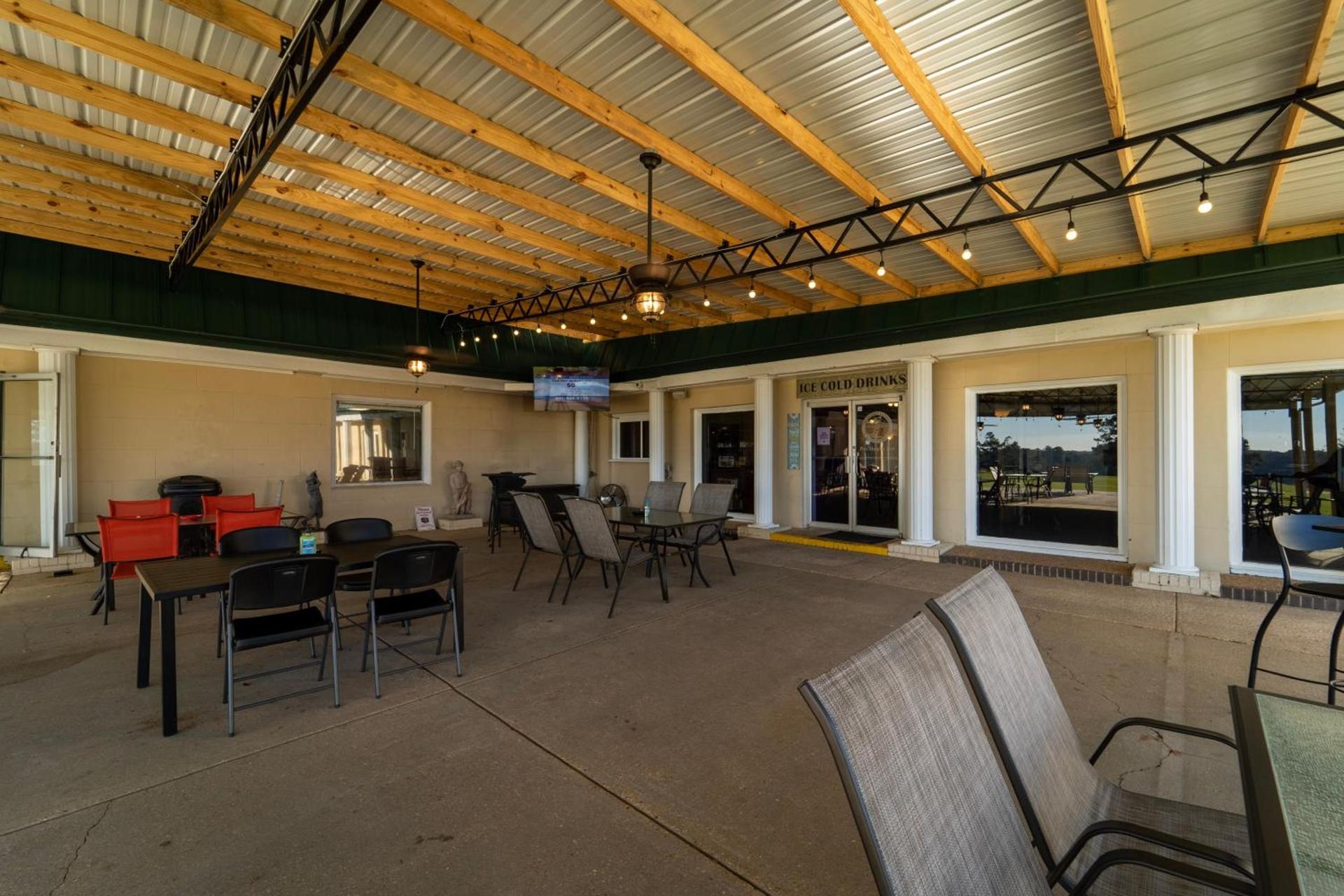 Dothan National Golf Club and Hotel photo 10