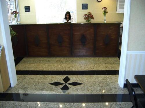 Travelers Inn & Suites photo 10