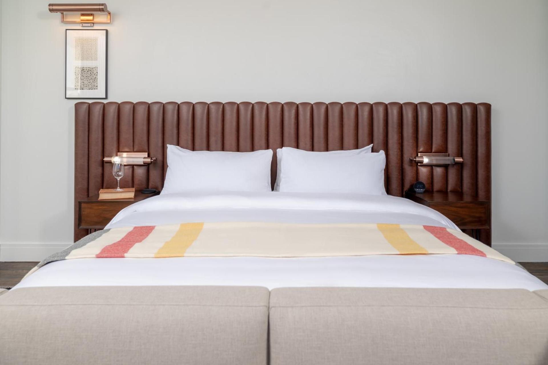 Surety Hotel, Autograph Collection photo 42