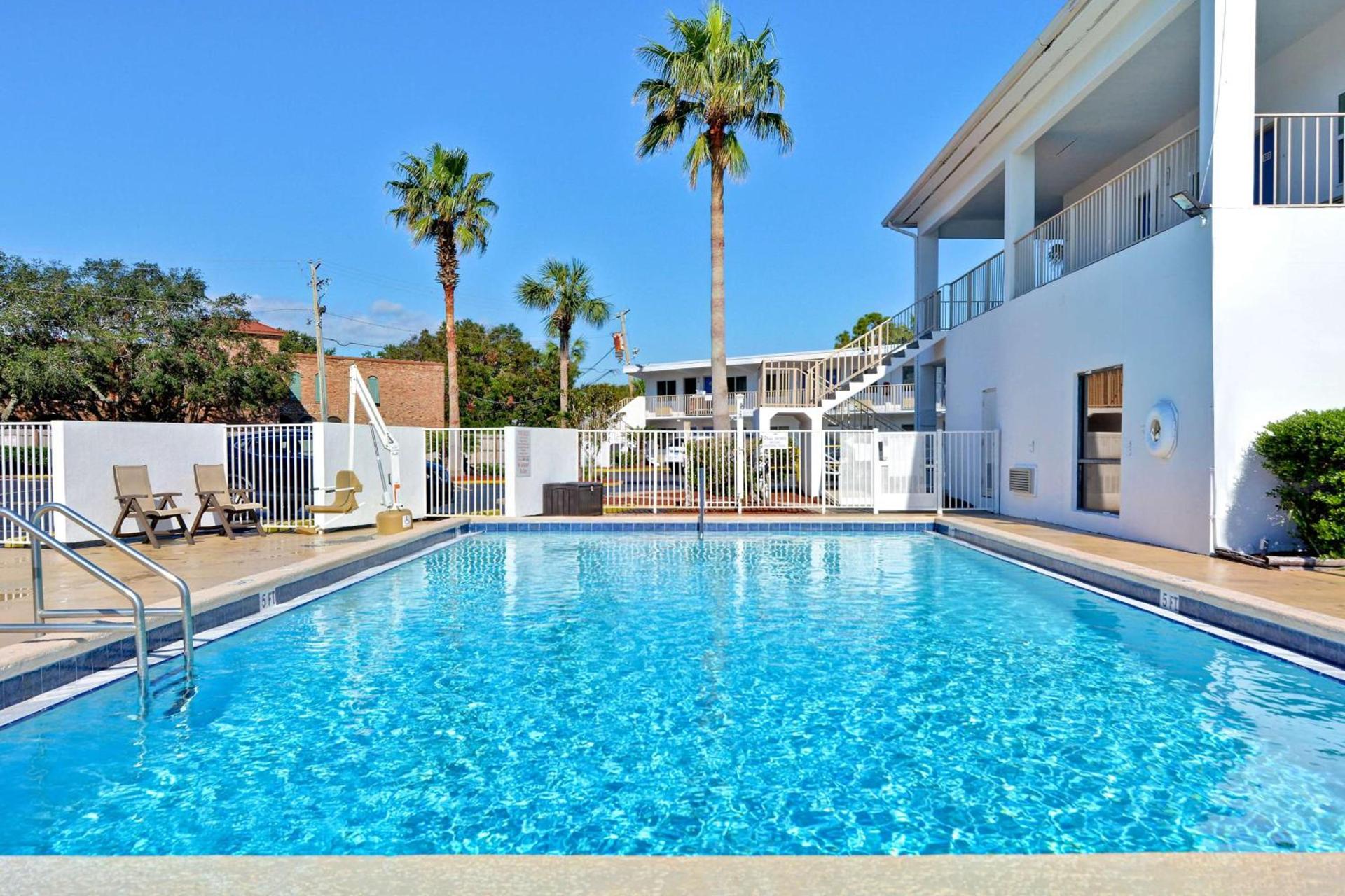 Motel 6-Destin, FL photo 6