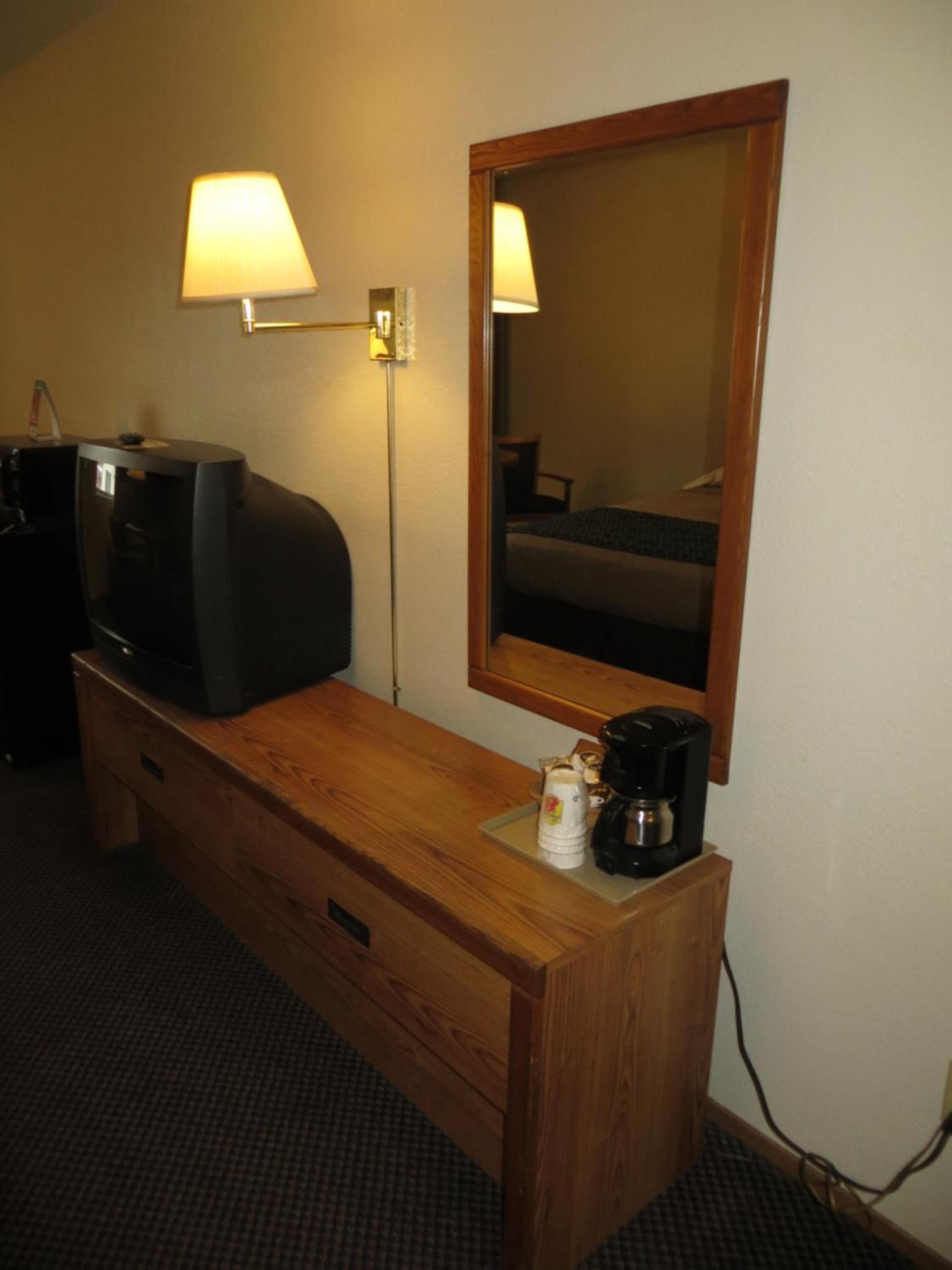 Super 8 by Wyndham Susanville photo 71