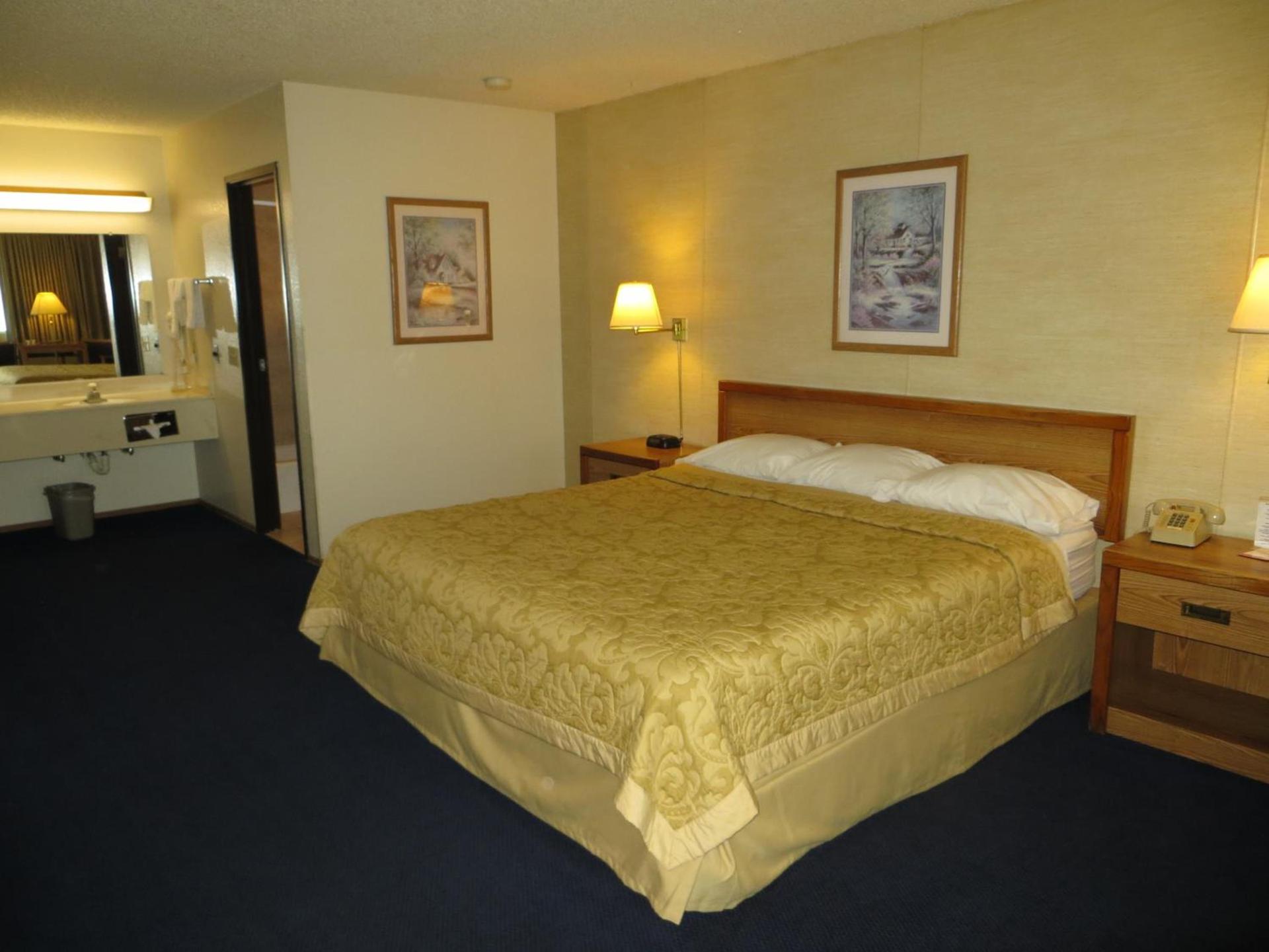 Super 8 by Wyndham Susanville photo 58