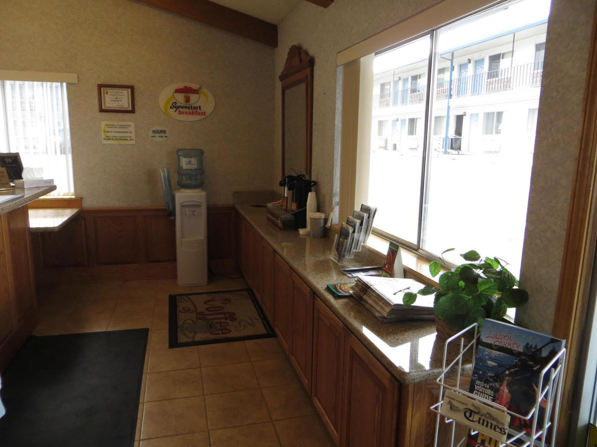 Super 8 by Wyndham Susanville photo 47