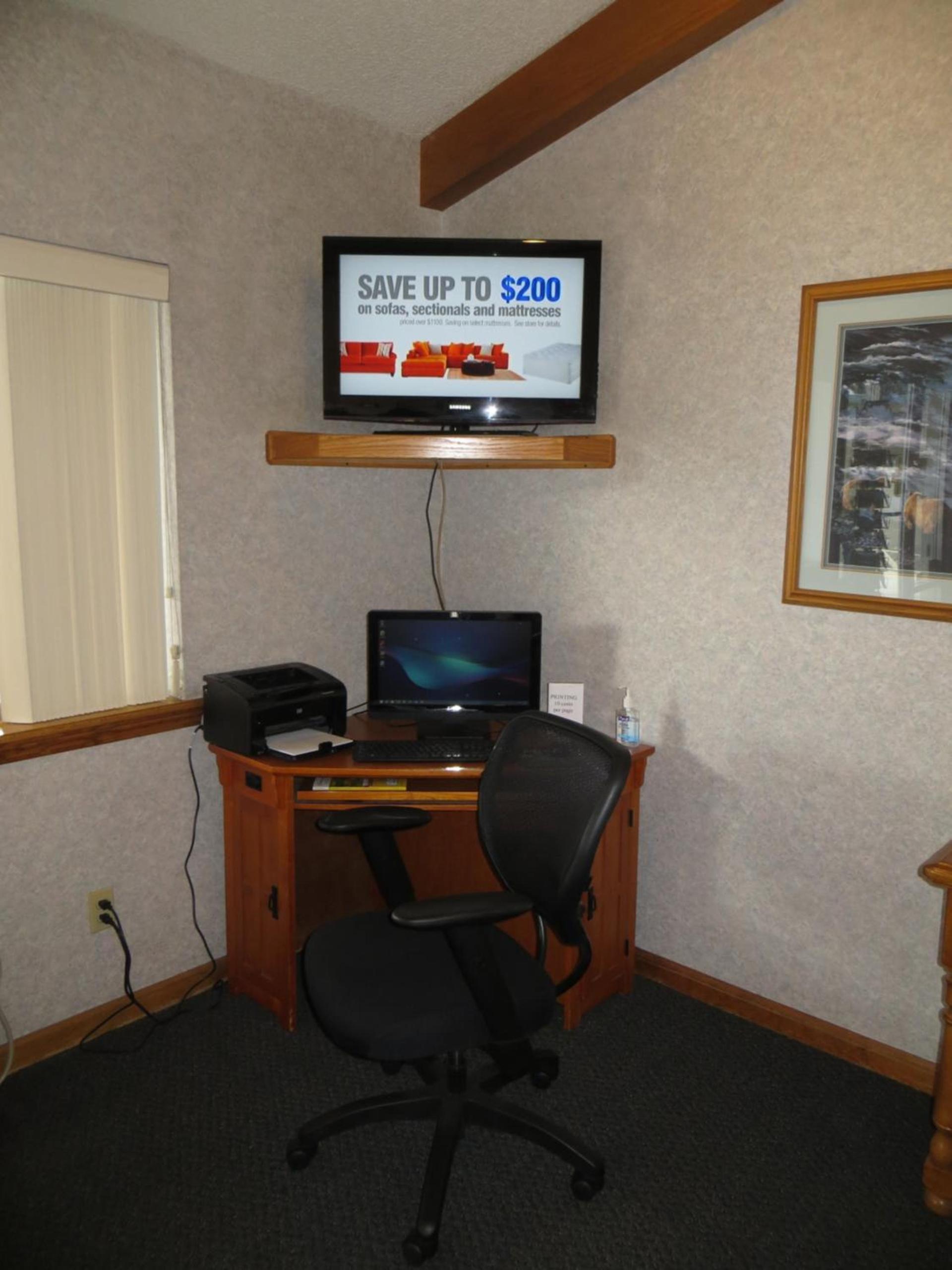 Super 8 by Wyndham Susanville photo 44