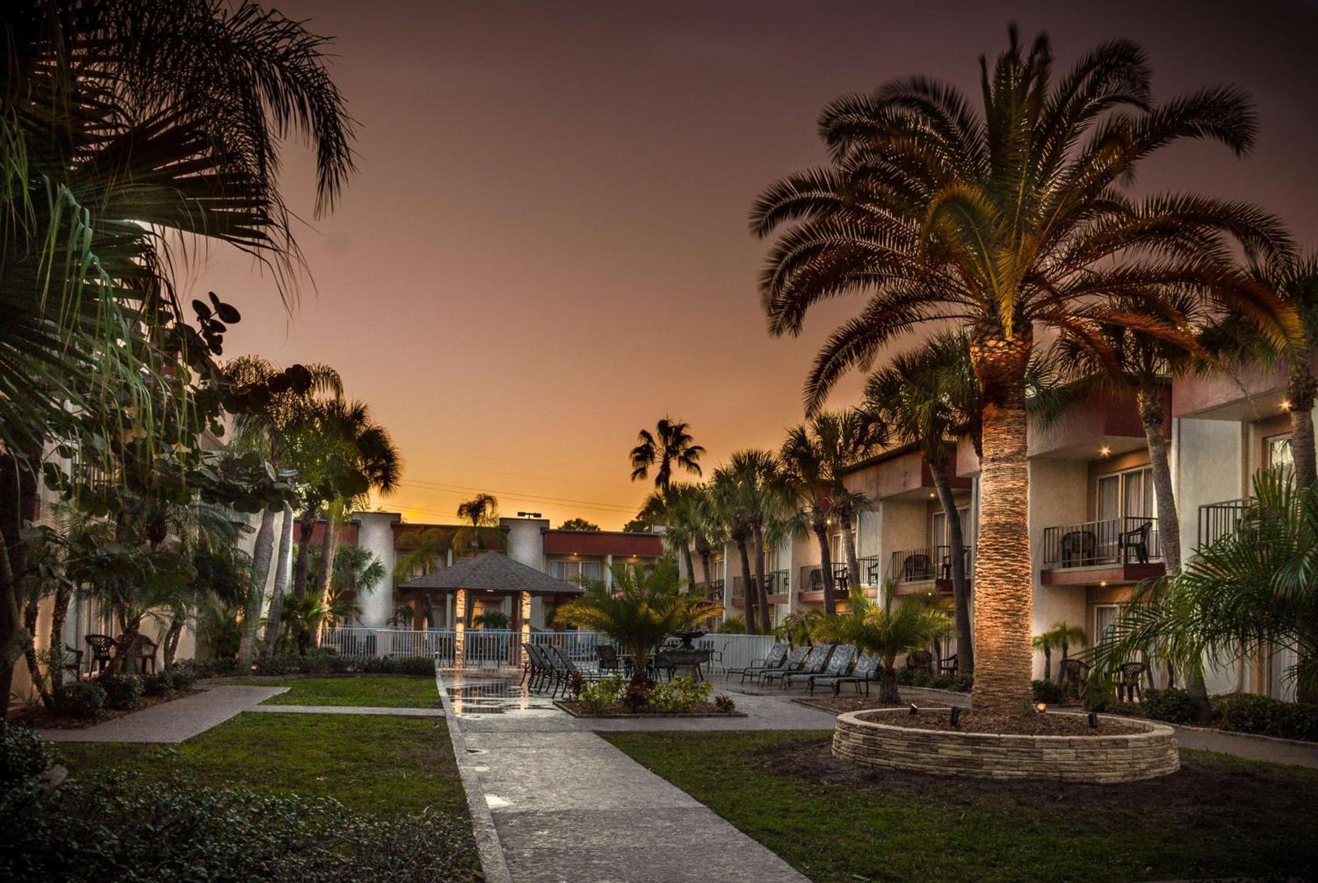 La Quinta by Wyndham Clearwater Central — hotel in Clearwater