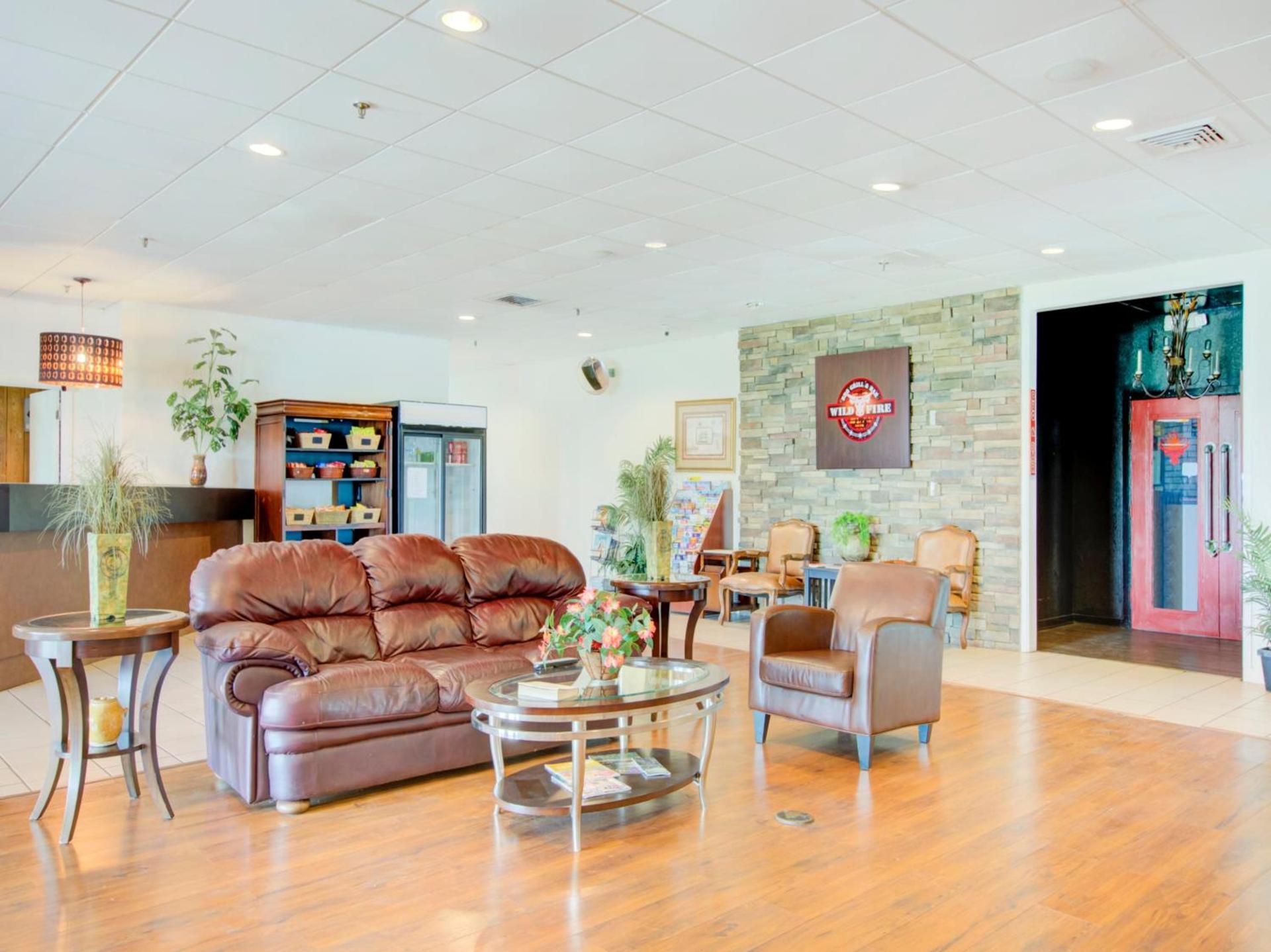 OYO Hotel Dundee By Crystal Lake photo 38