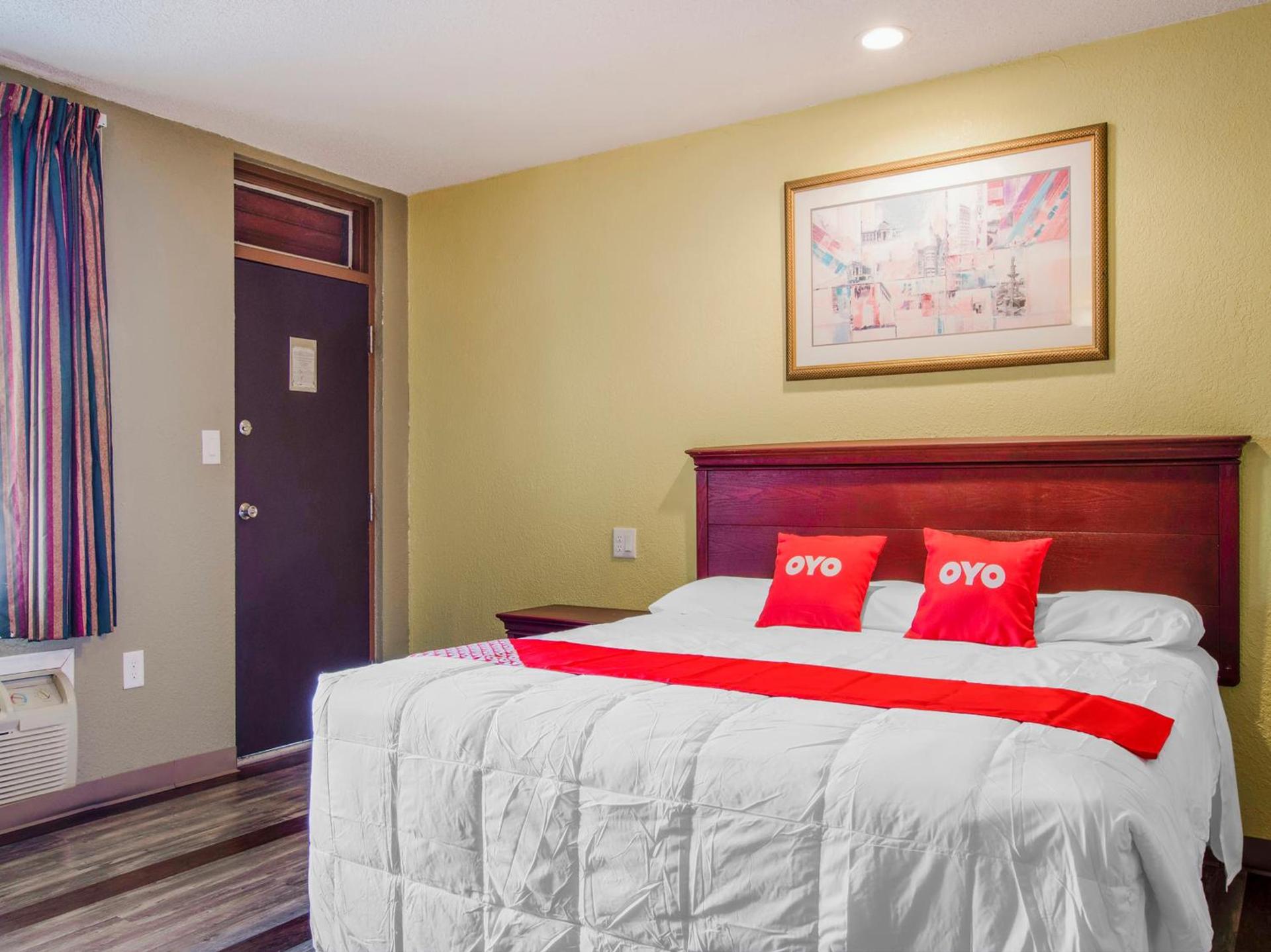 OYO Superior Budget Inn Bartow photo 8