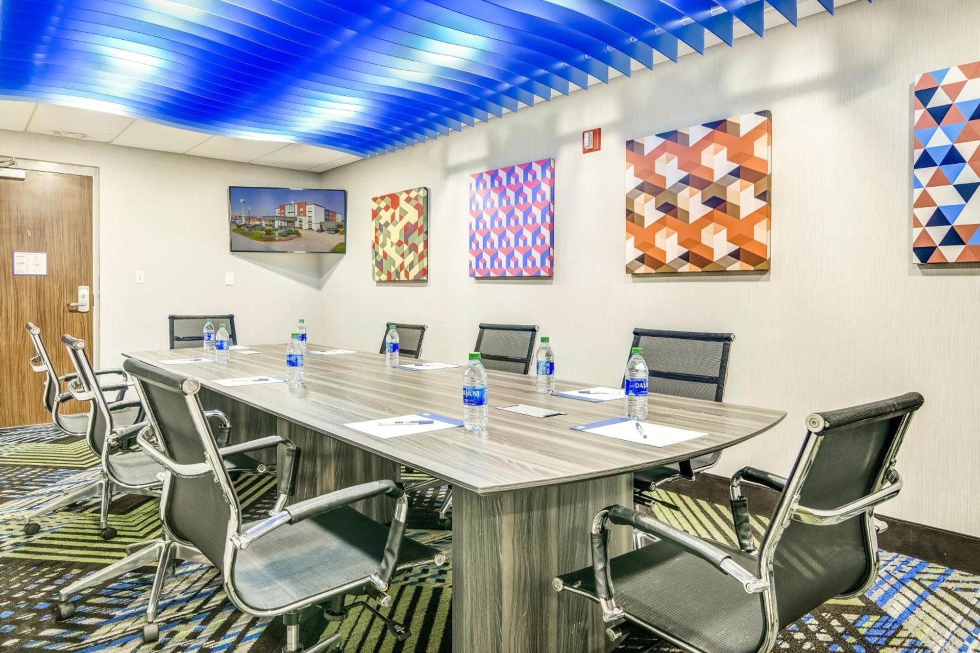 Holiday Inn Express & Suites Longview North by IHG photo 78