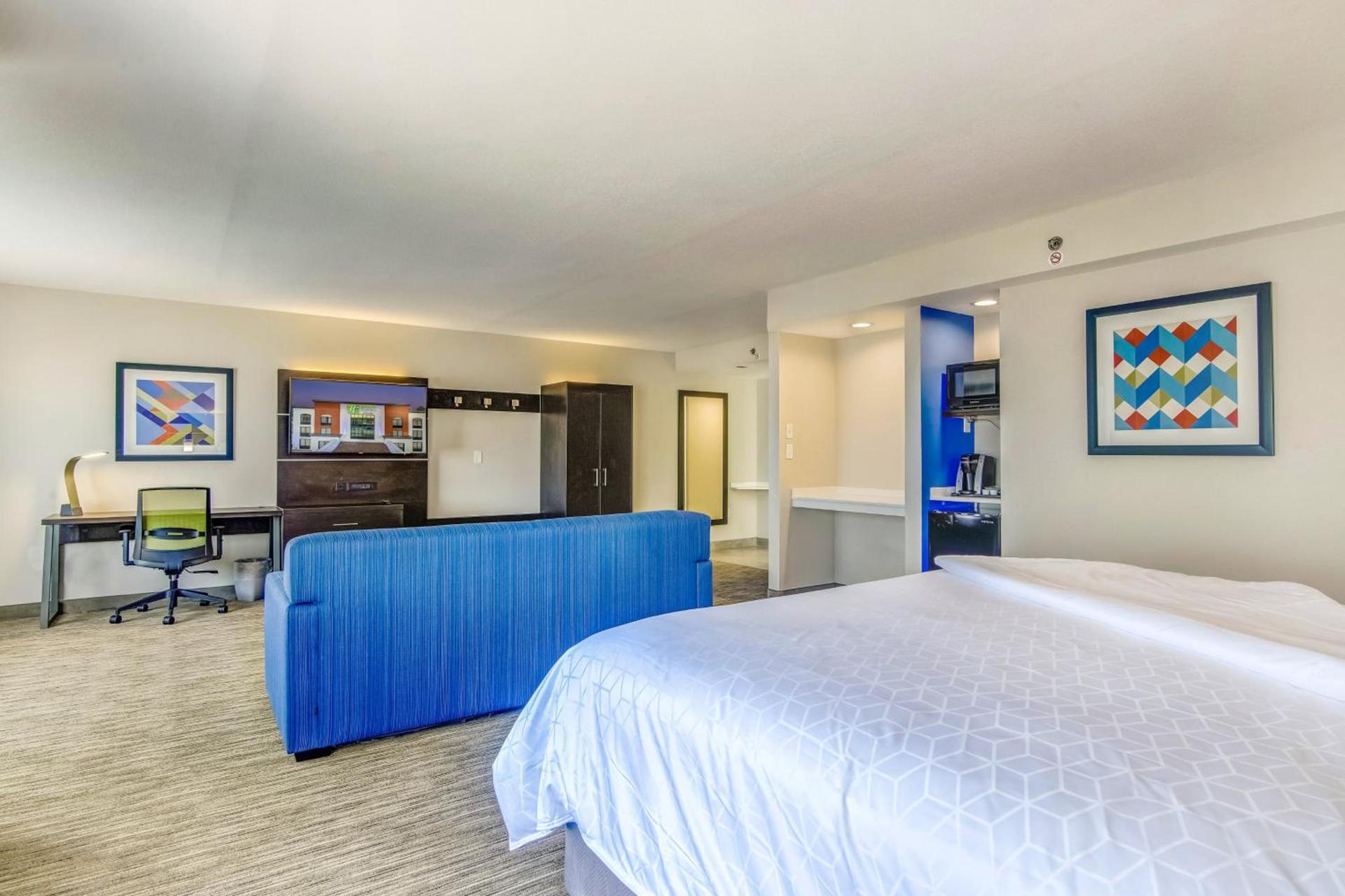 Holiday Inn Express & Suites Longview North by IHG photo 92
