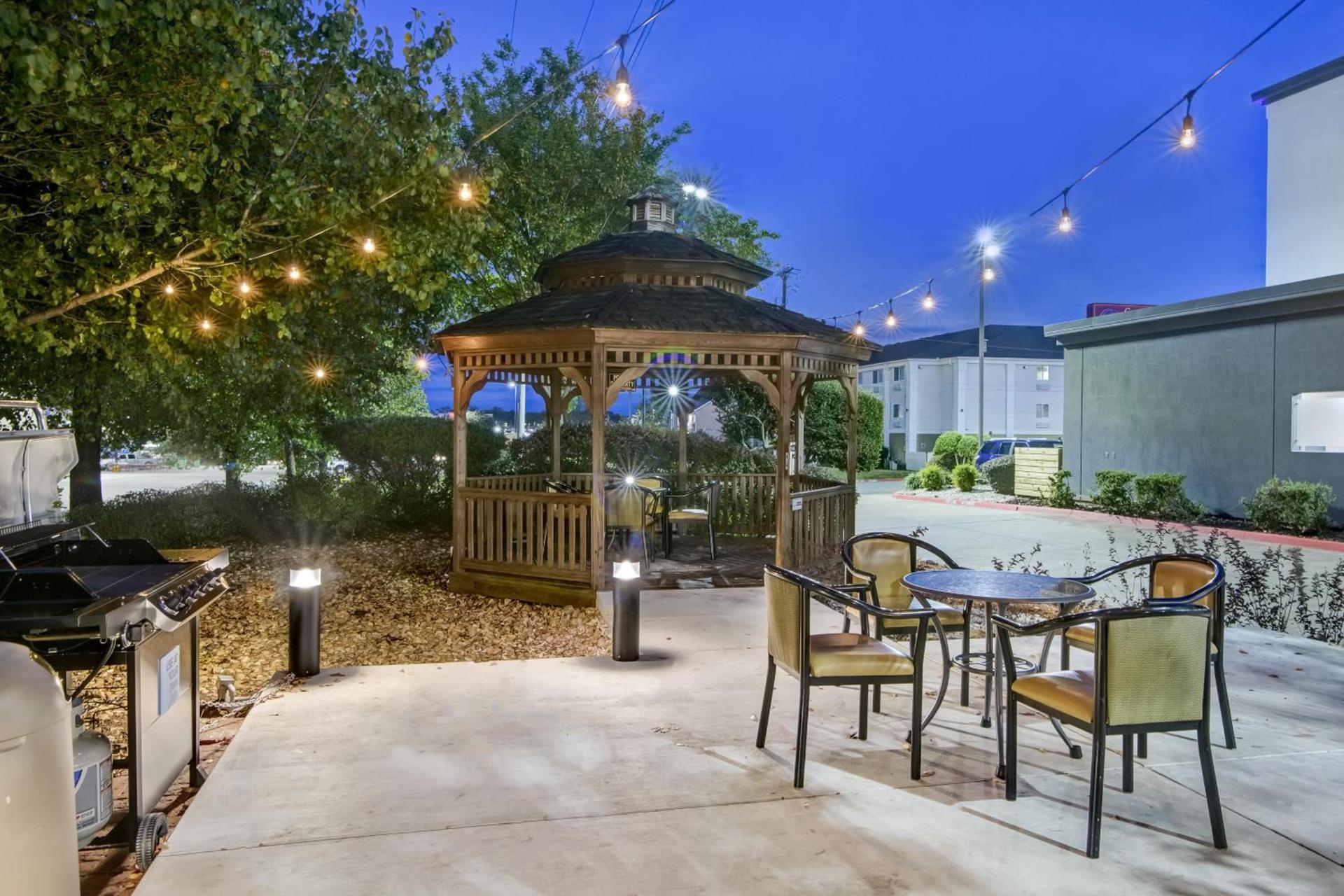 Holiday Inn Express & Suites Longview North by IHG photo 73