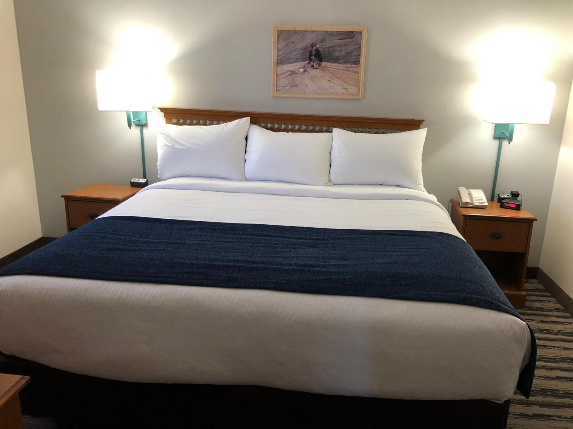 NavajoLand Inn photo 9