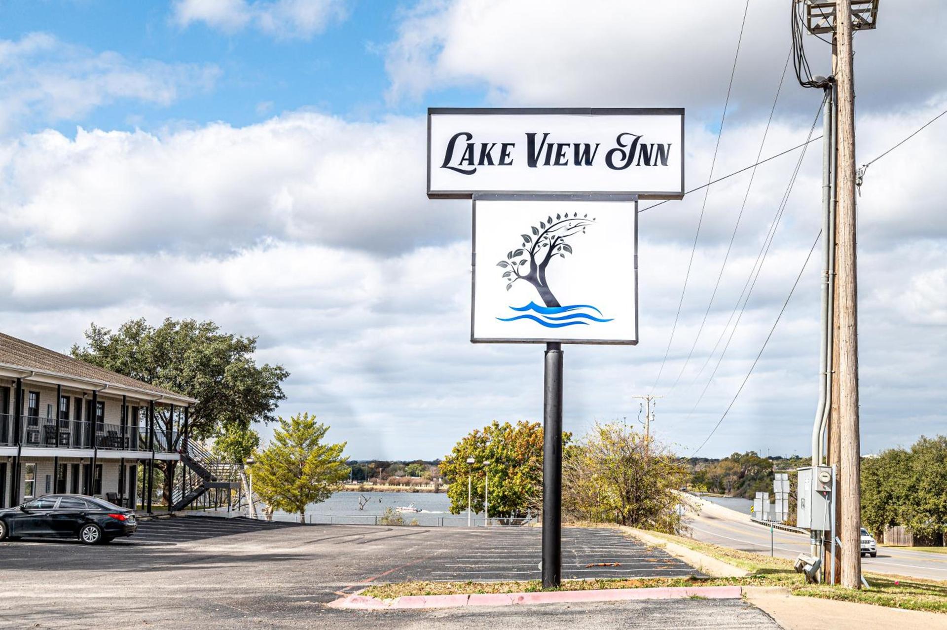 Lake View Inn photo 5