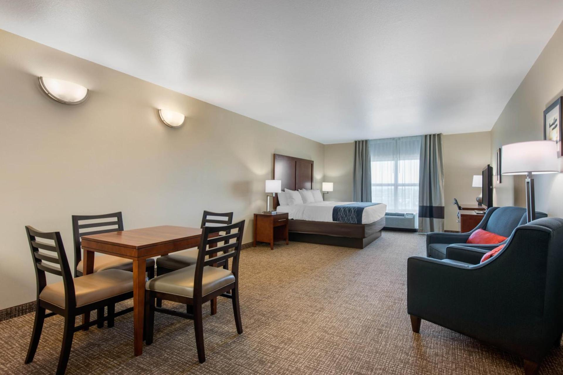 Comfort Inn & Suites Tavares North photo 3