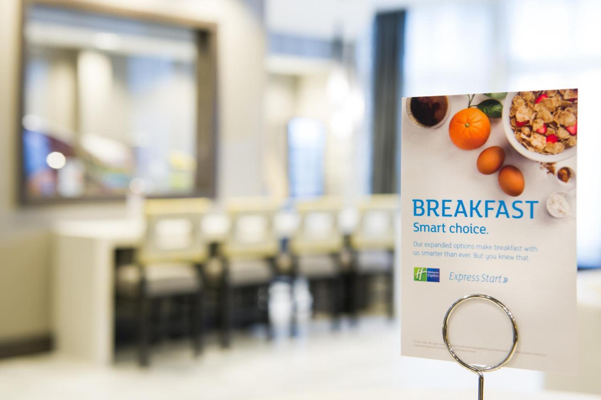 Holiday Inn Express and Suites Madison Central by IHG photo 32