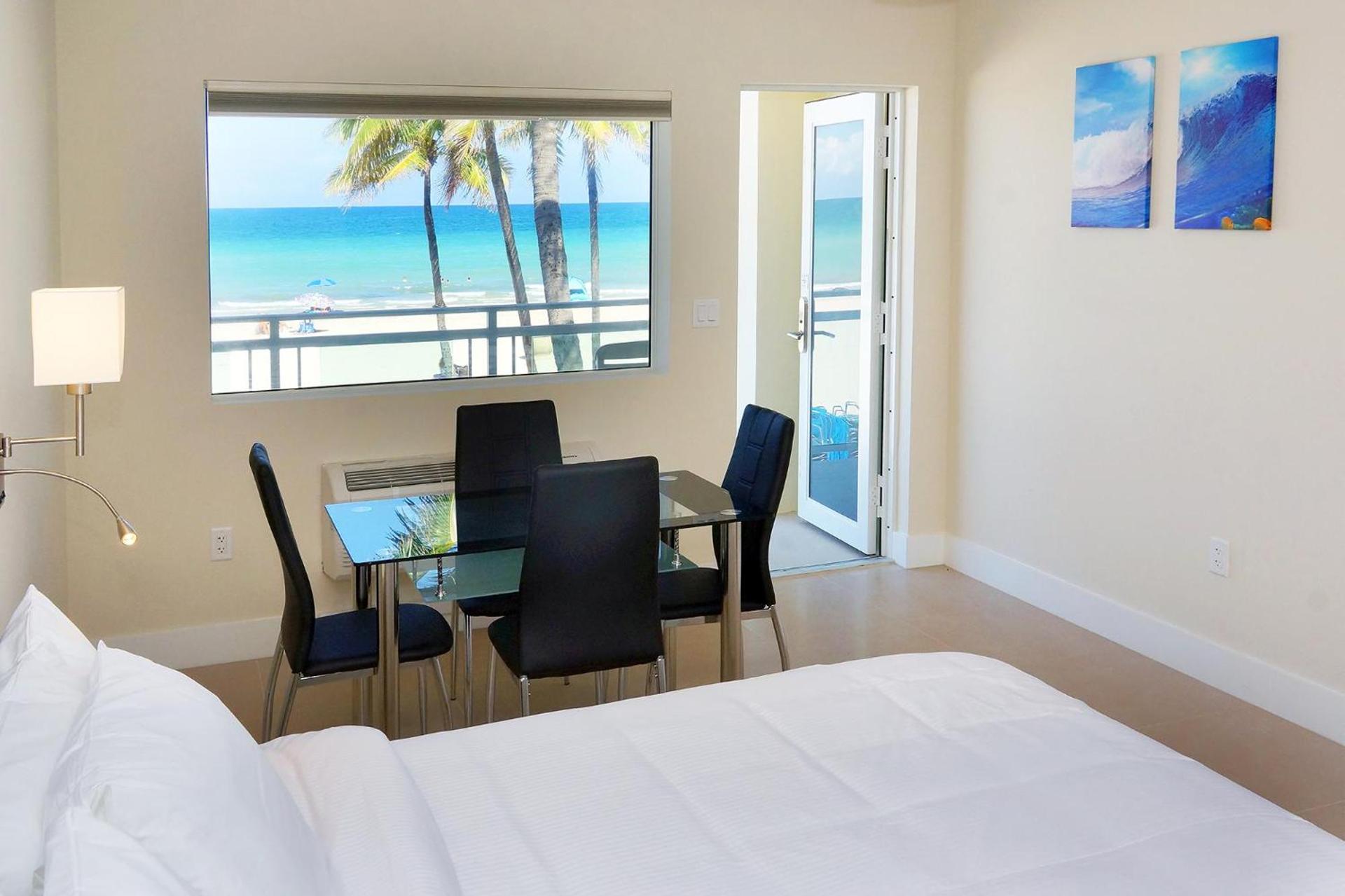 Diane Oceanfront Suites photo 13
