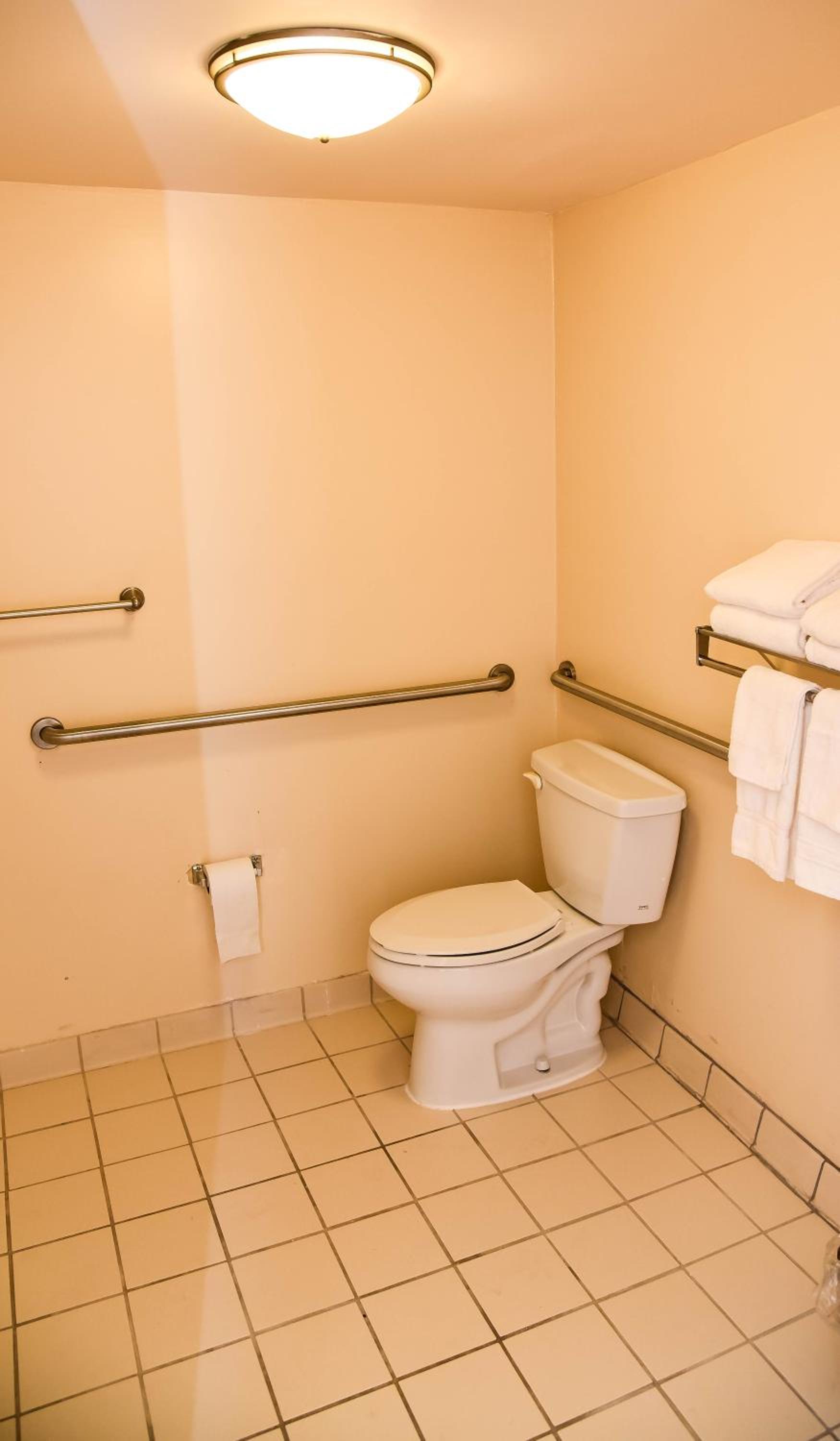 Park Inn by Radisson, Columbus State University Area photo 25