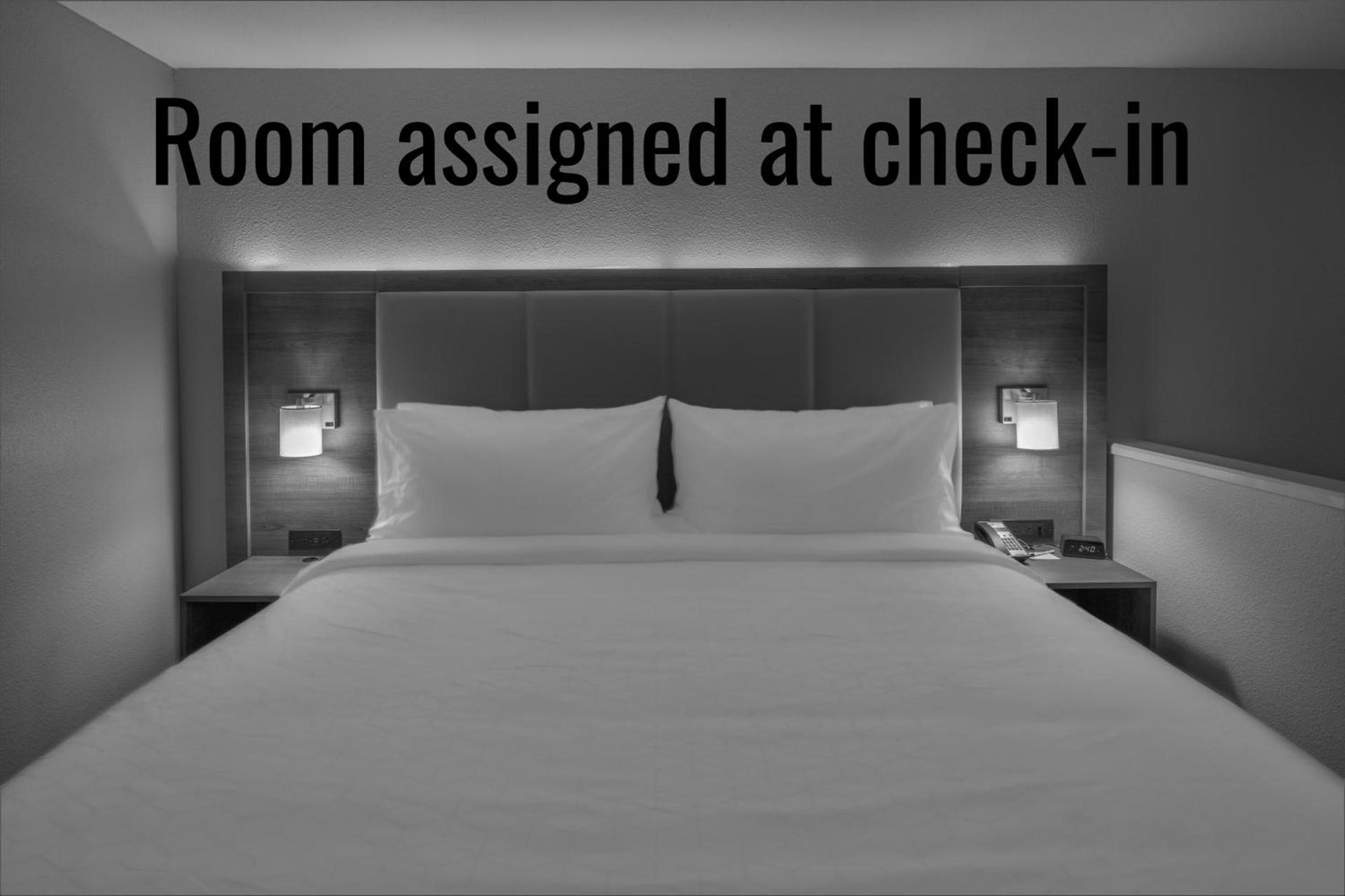 Holiday Inn Express & Suites N Waco Area - West by IHG photo 16