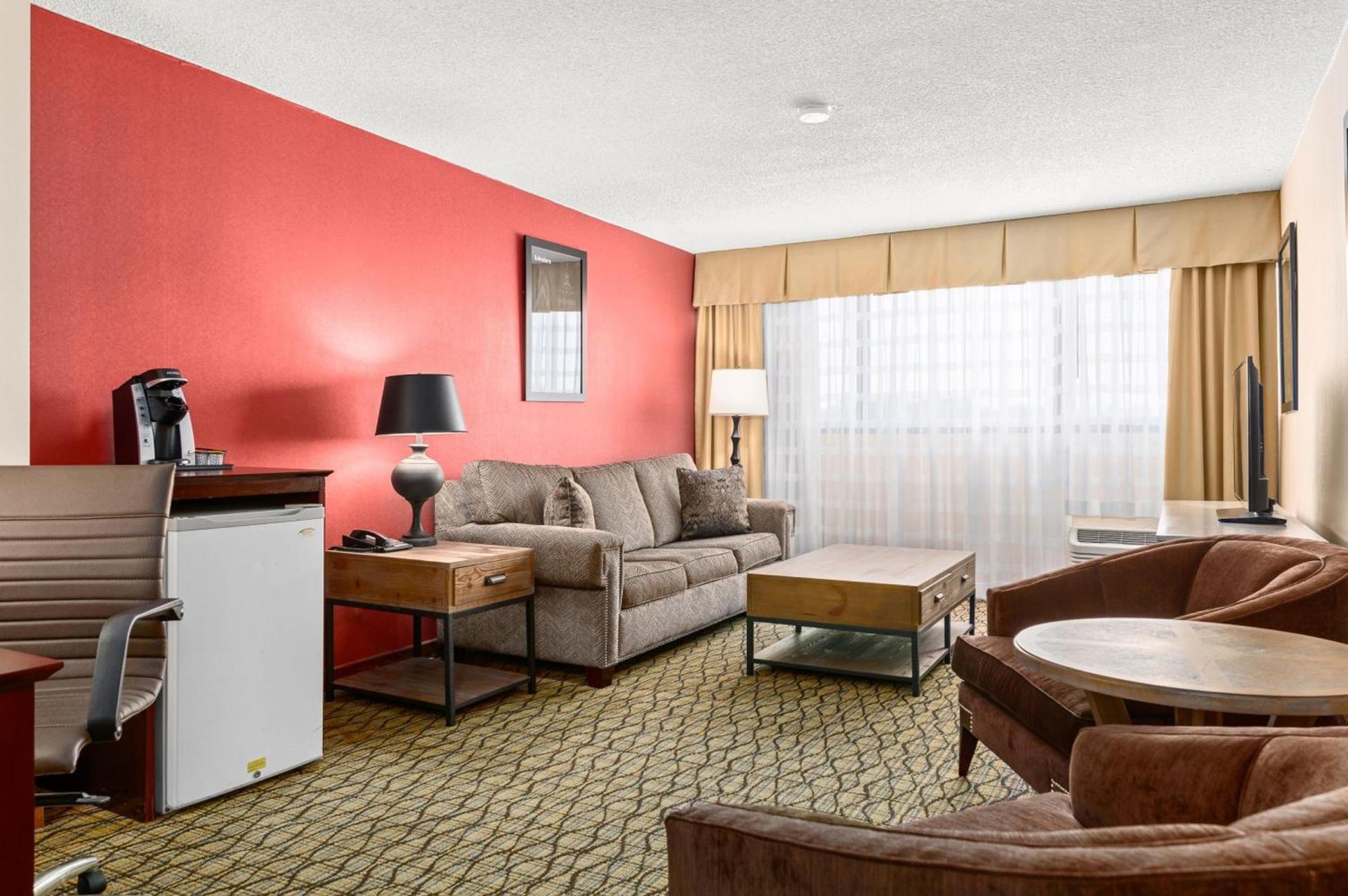 Holiday Inn Johnson City by IHG photo 16