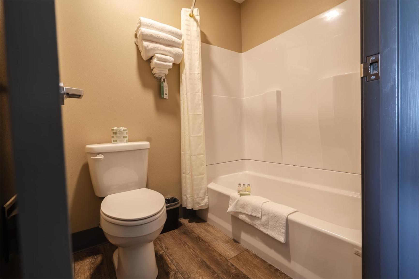 Cobblestone Inn & Suites - Trenton photo 28