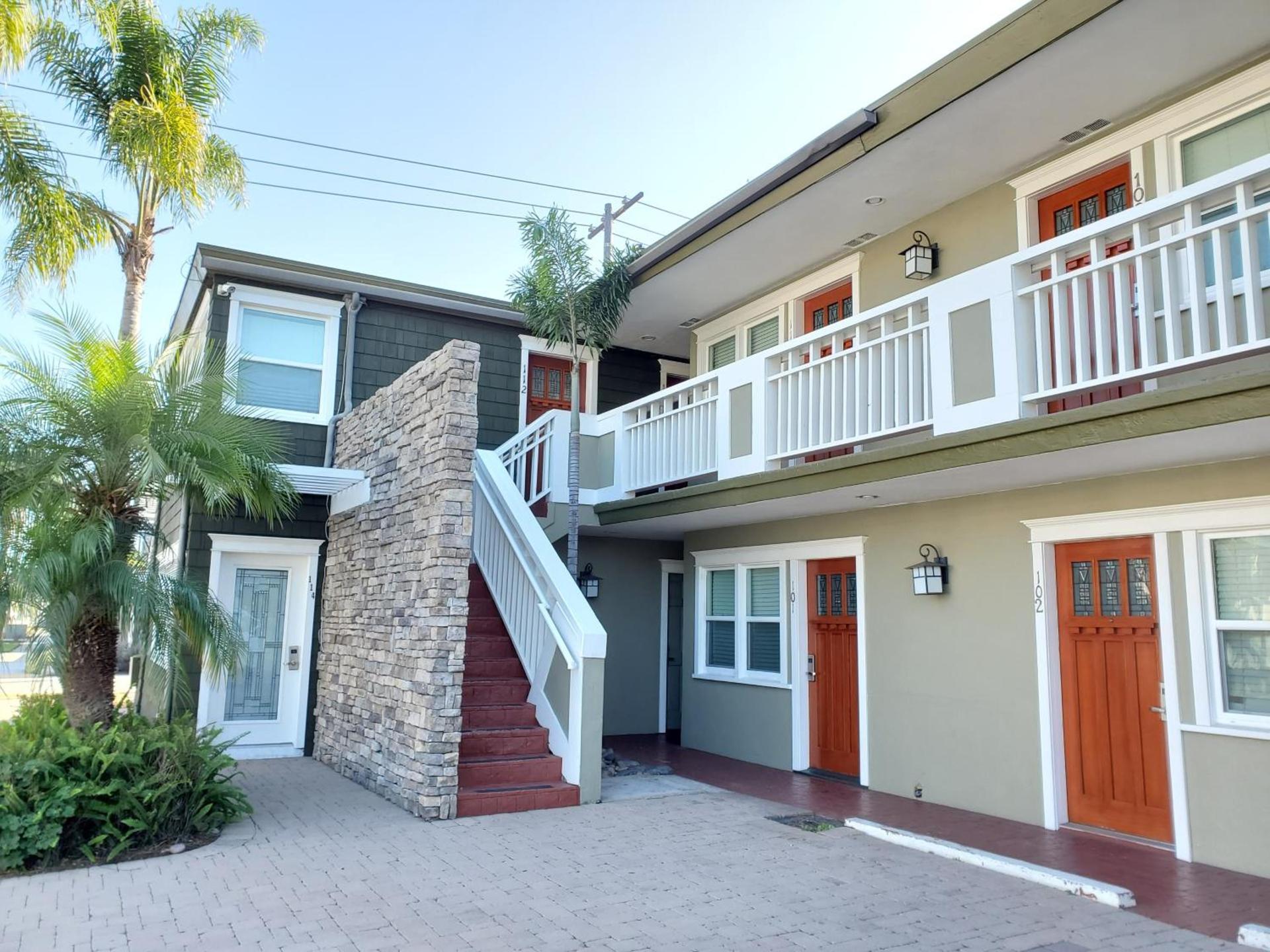 Coronado Island Inn photo 3