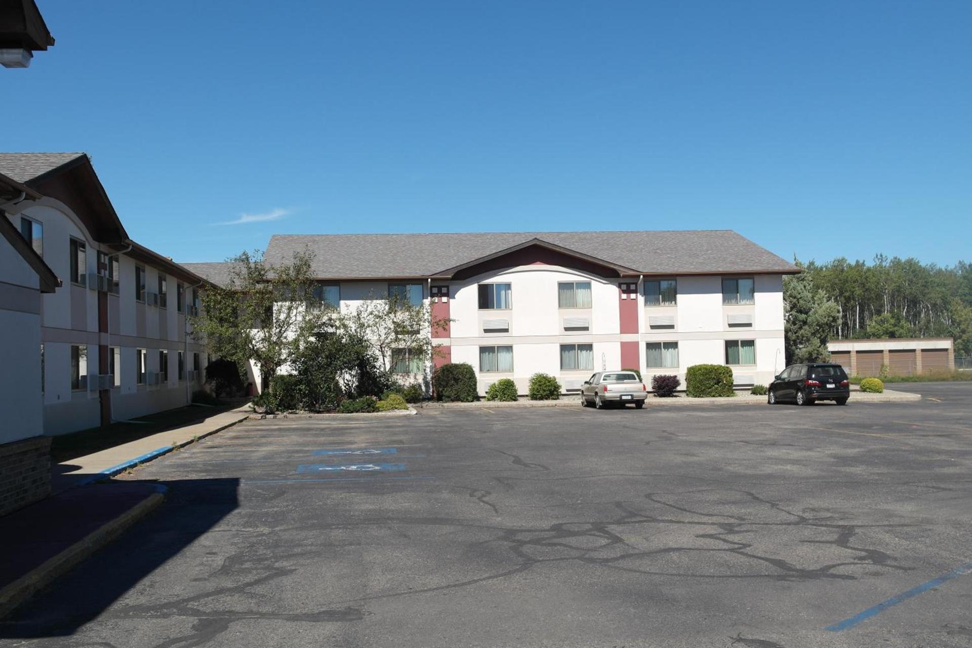Super 8 by Wyndham Bemidji MN photo 19