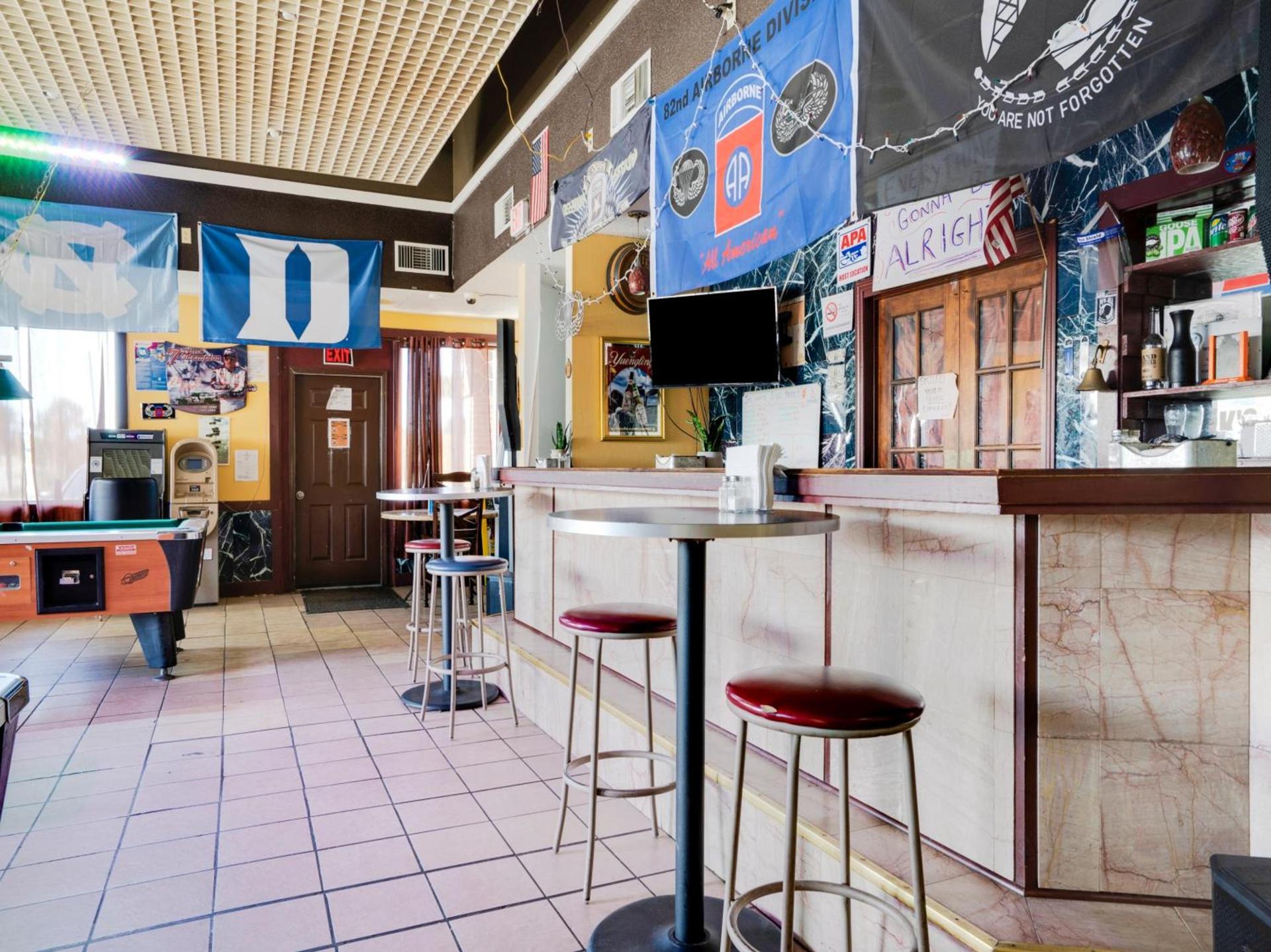 OYO Hotel Wade/Fayetteville I-95 South photo 16