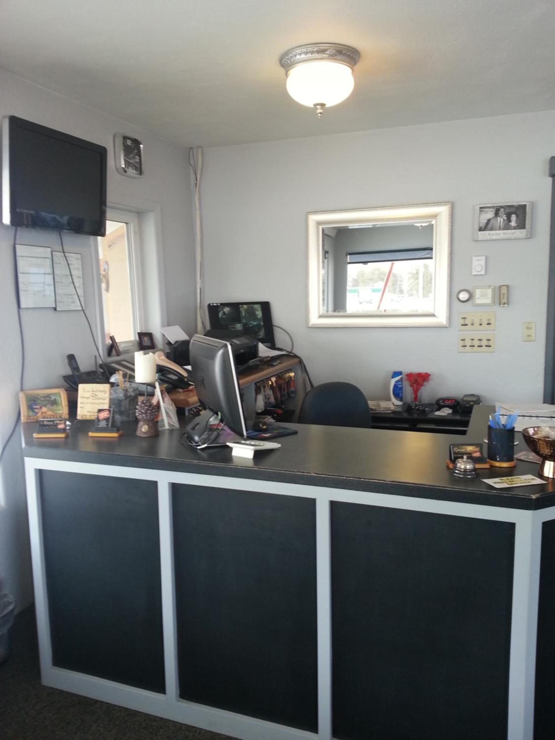 Raine Motel photo 26