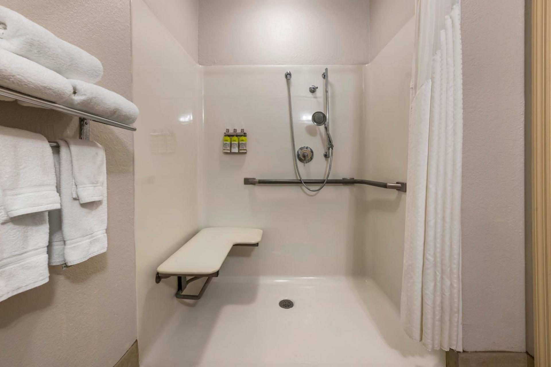 Holiday Inn Express Hotel & Suites - The Villages by IHG photo 38